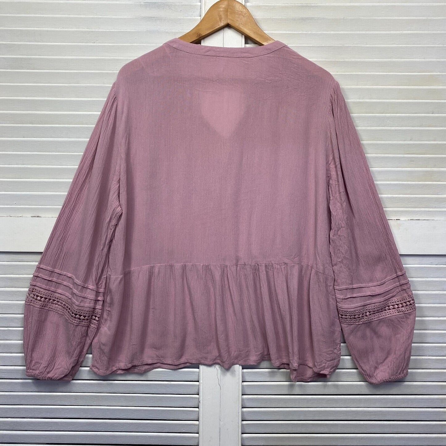 & Me Top Size 14 Pink Long Sleeve Crochet Viscose