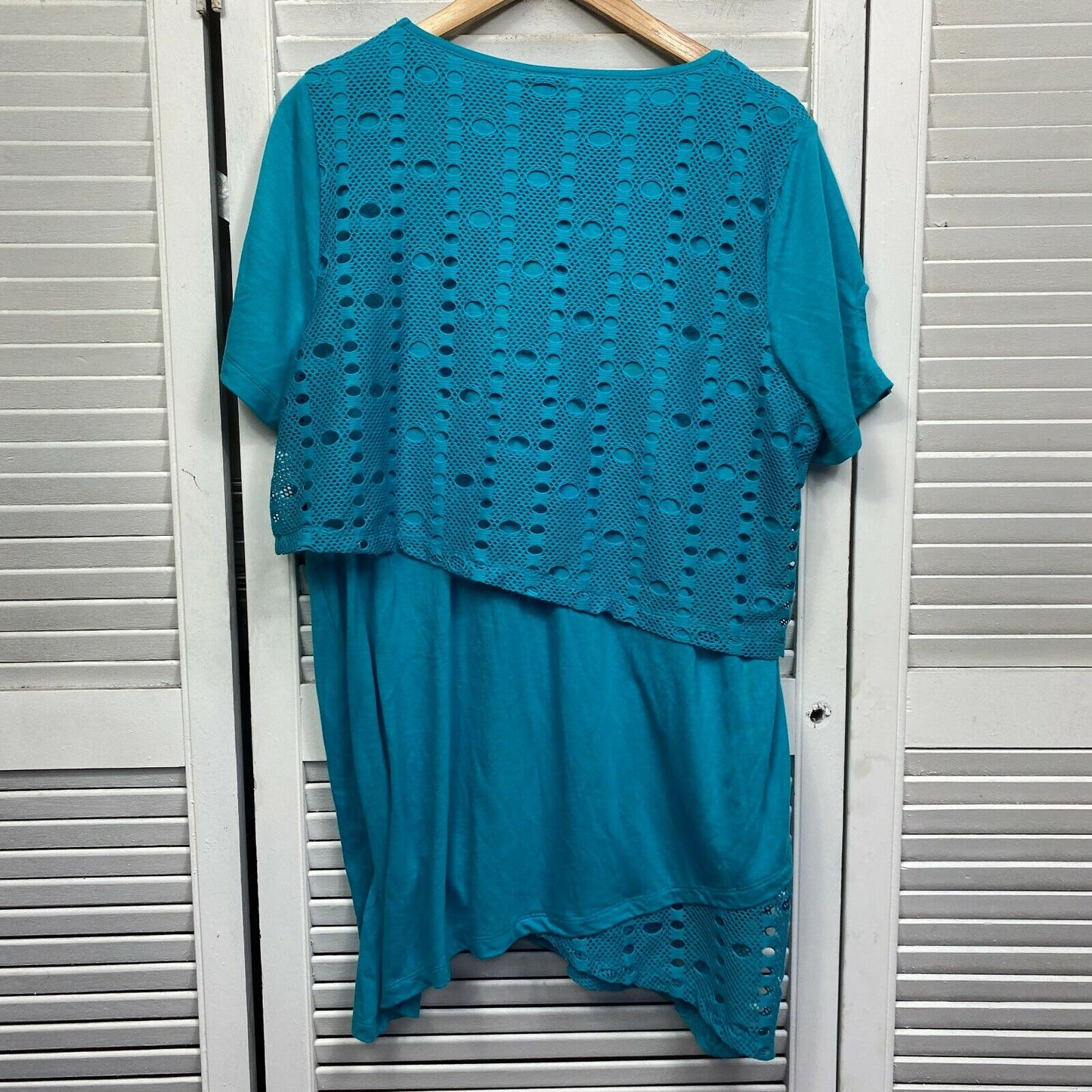 Taking Shape Top Size 16 Plus Blue Teal Short Sleeve V Neck Layered Tunic