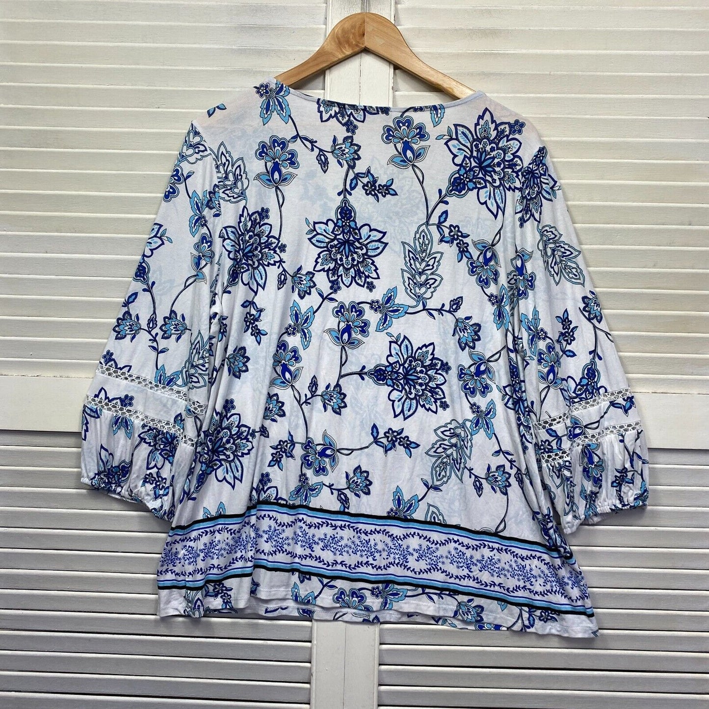 Rockmans Top Size XL Blue White Floral Long Sleeve Viscose Preloved