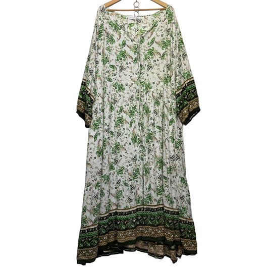 Curvaceous Maxi Boho Dress Size 26 28 3XL Long Sleeve Rayon