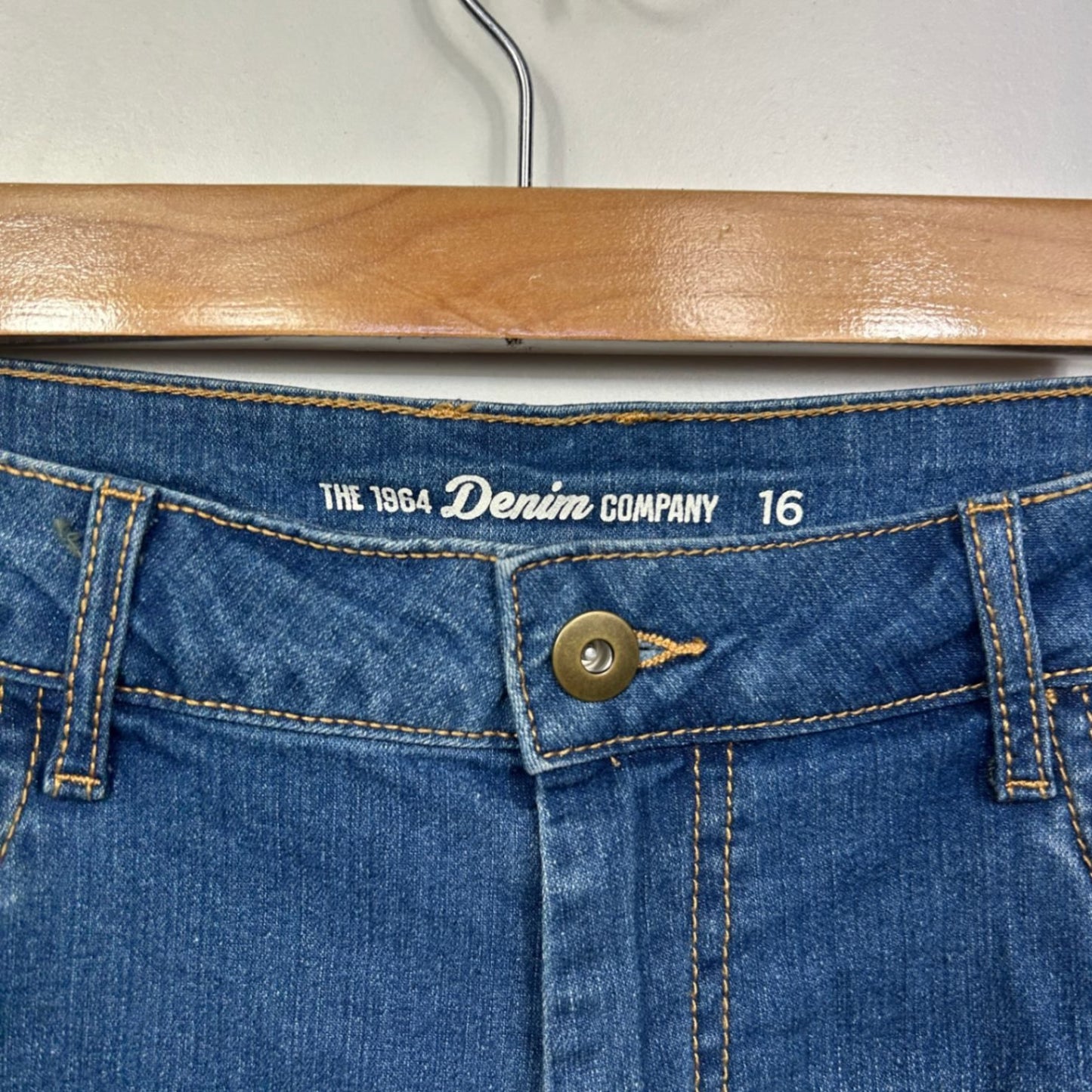 The 1964 Denim Company Blue Relaxed Rolled Hem Pockets Casual Shorts Size 16