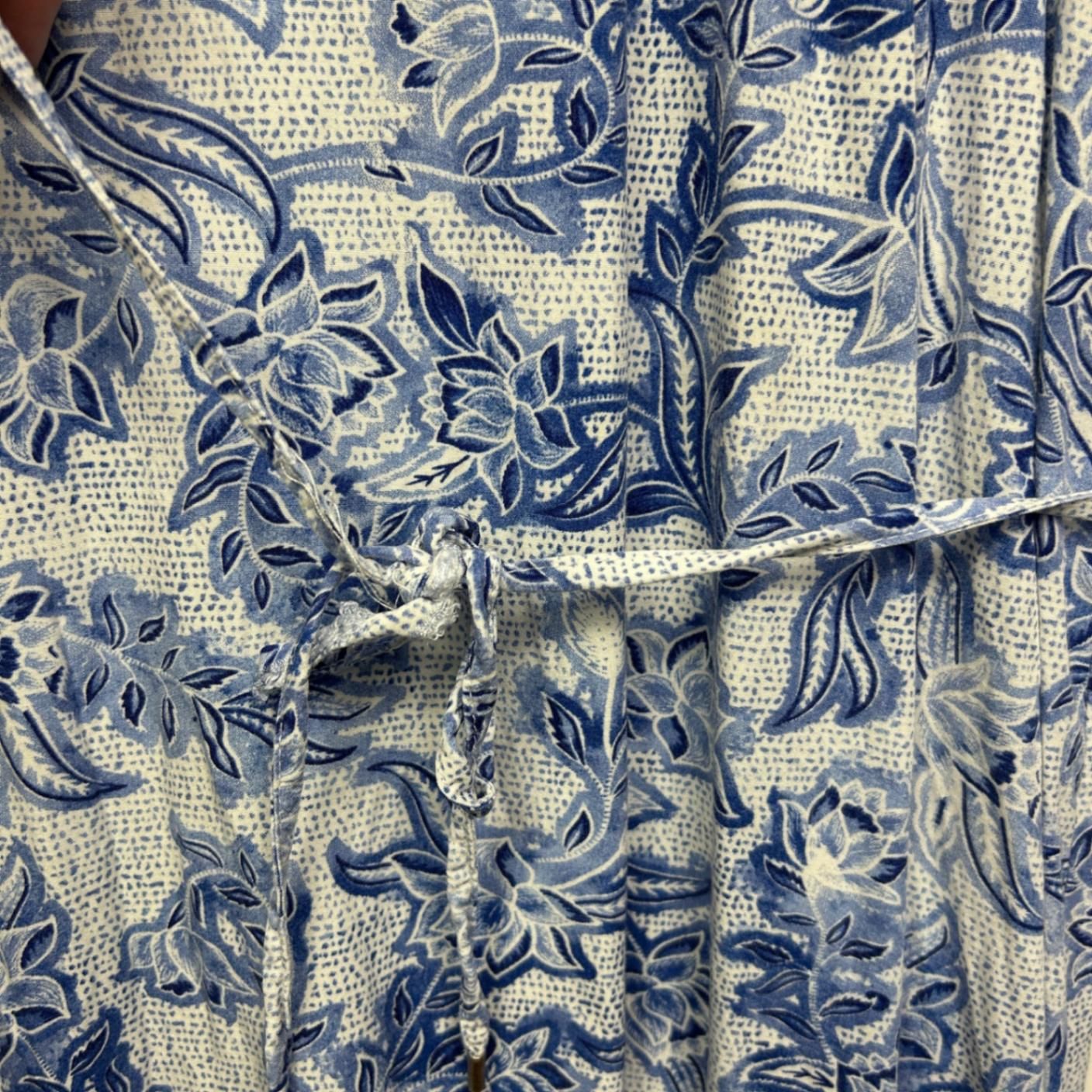 Target Midi Dress Size 18 Blue White Floral Short Sleeve Casual Viscose