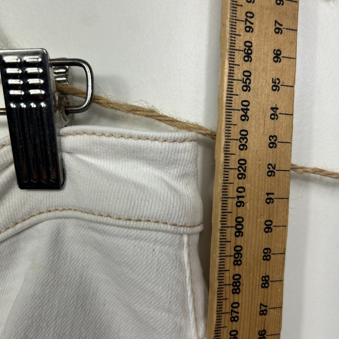 Target Wide Leg Crop Length White Denim Jeans  Size 18 Pockets Zip Fly