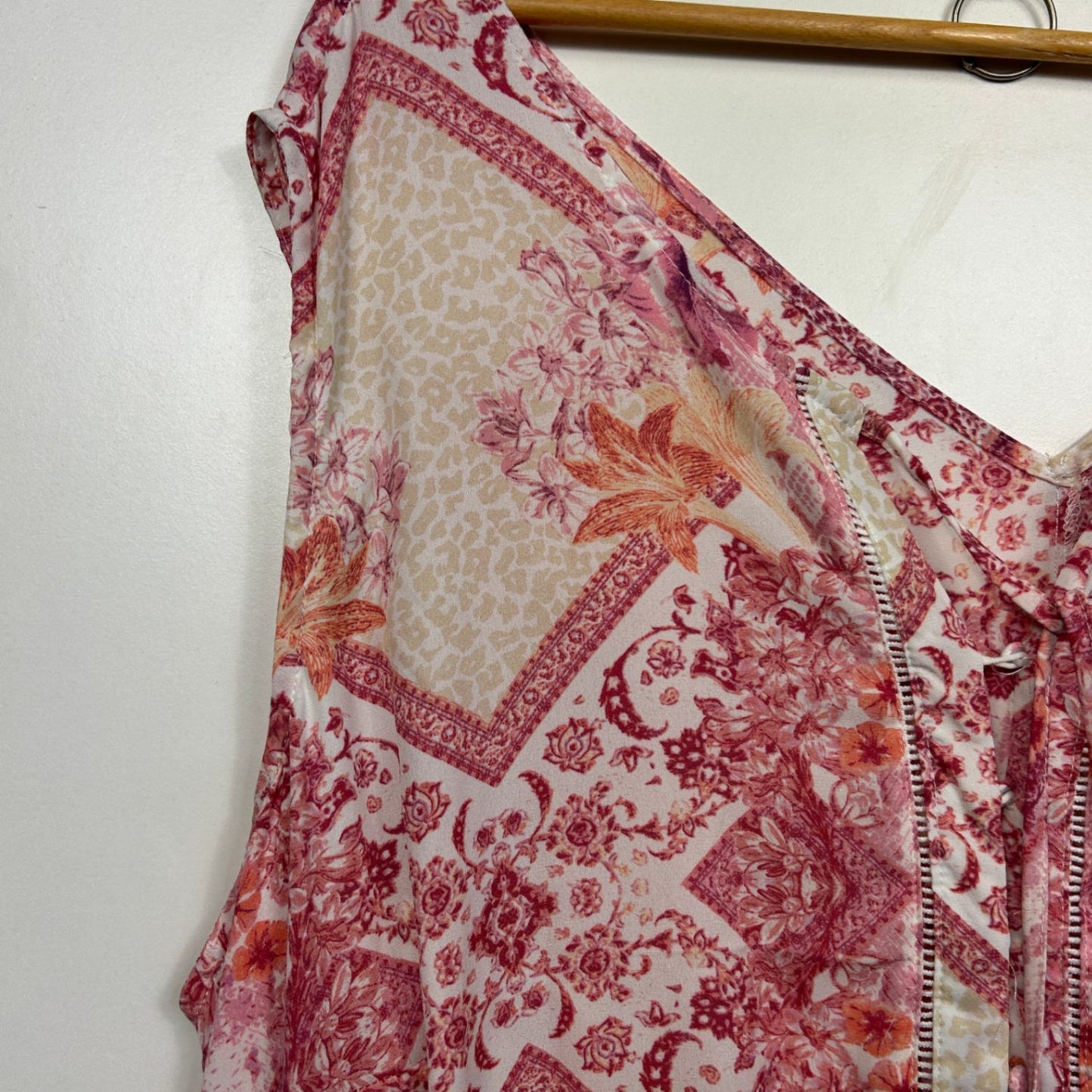 New Beme Pink Sleeveless Maxi Dress Size 26 Floral Midi Length