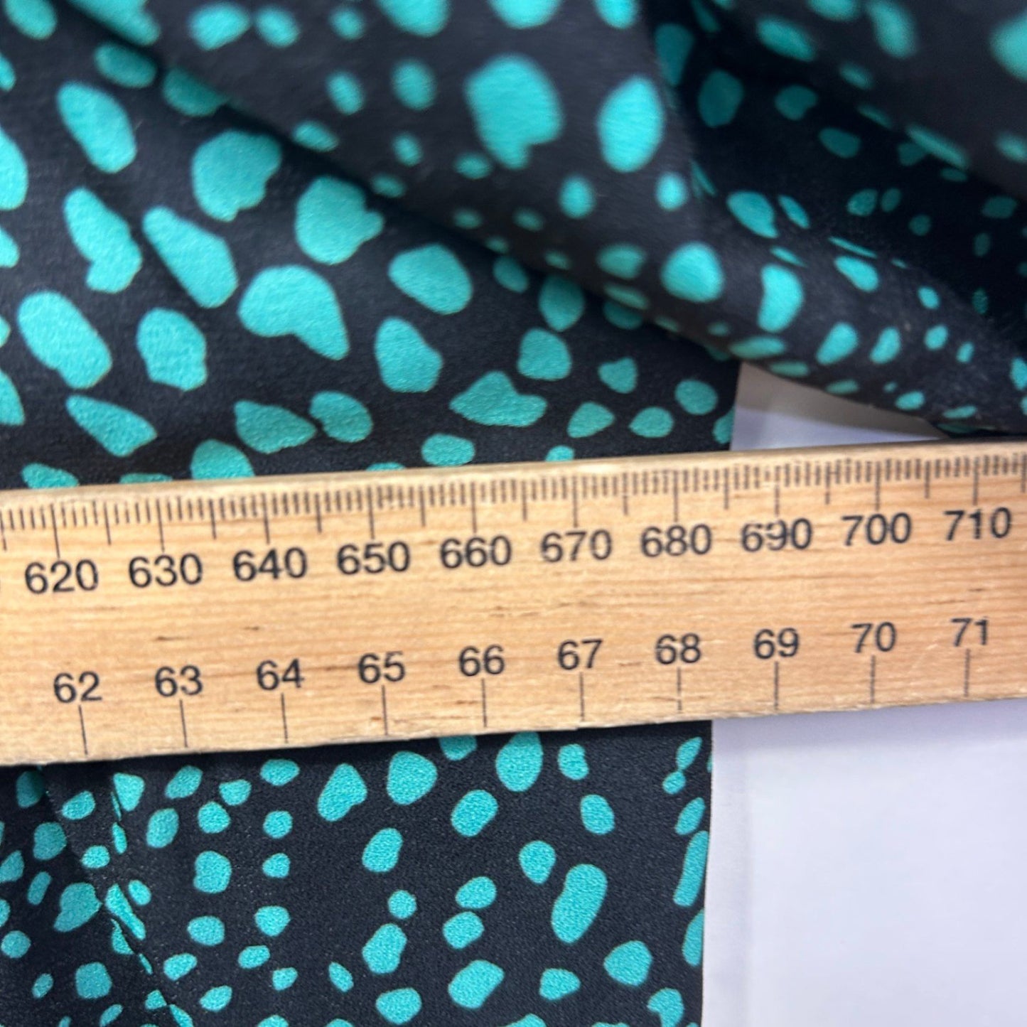 Sara Tunic Top Size 26 Plus Green Roll Tab Sleeve Button Up