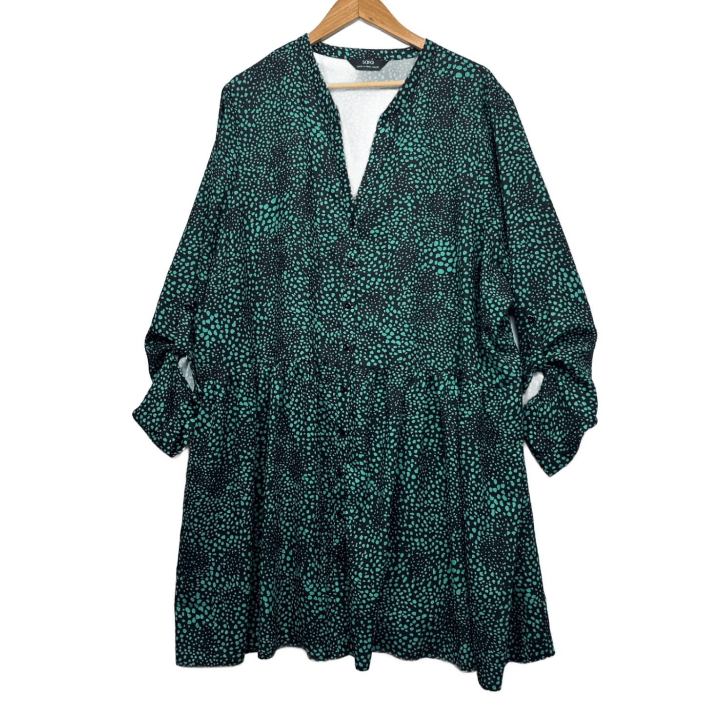Sara Tunic Top Size 26 Plus Green Roll Tab Sleeve Button Up