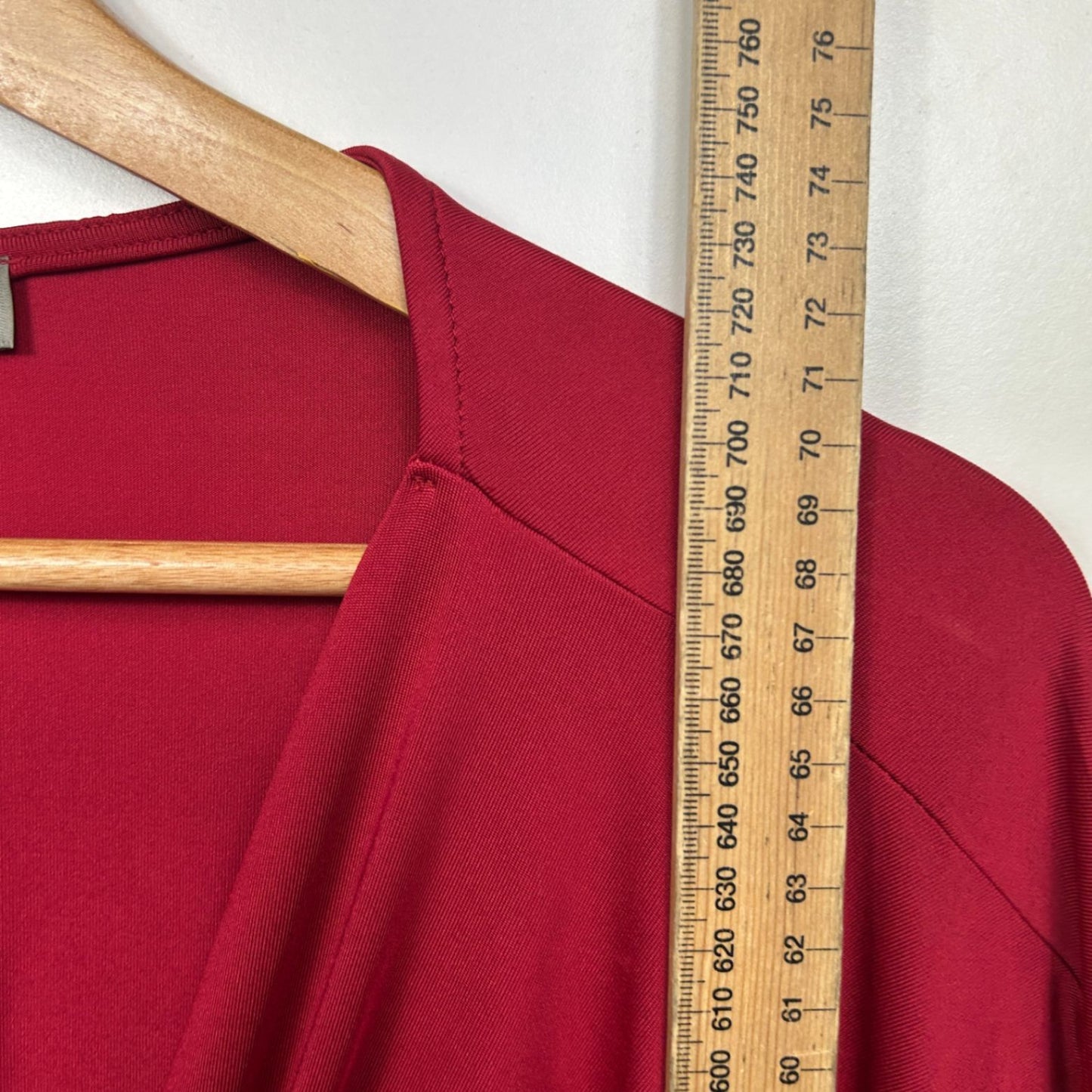 YOU+ALL Red Short Sleeve V Neck Front Twist Top Blouse Size 22