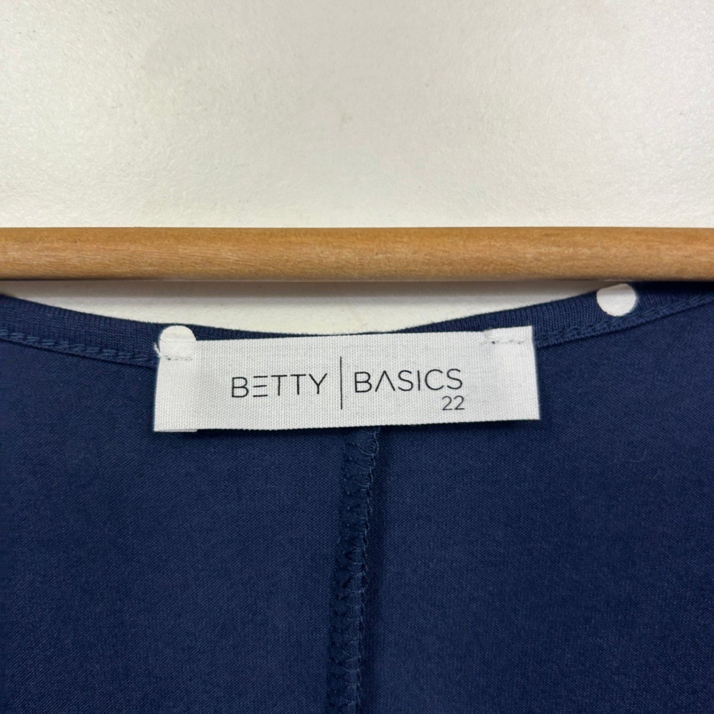 Betty Basics Navy Blue Viscose Short Sleeve Dots Batwing Top Size 22
