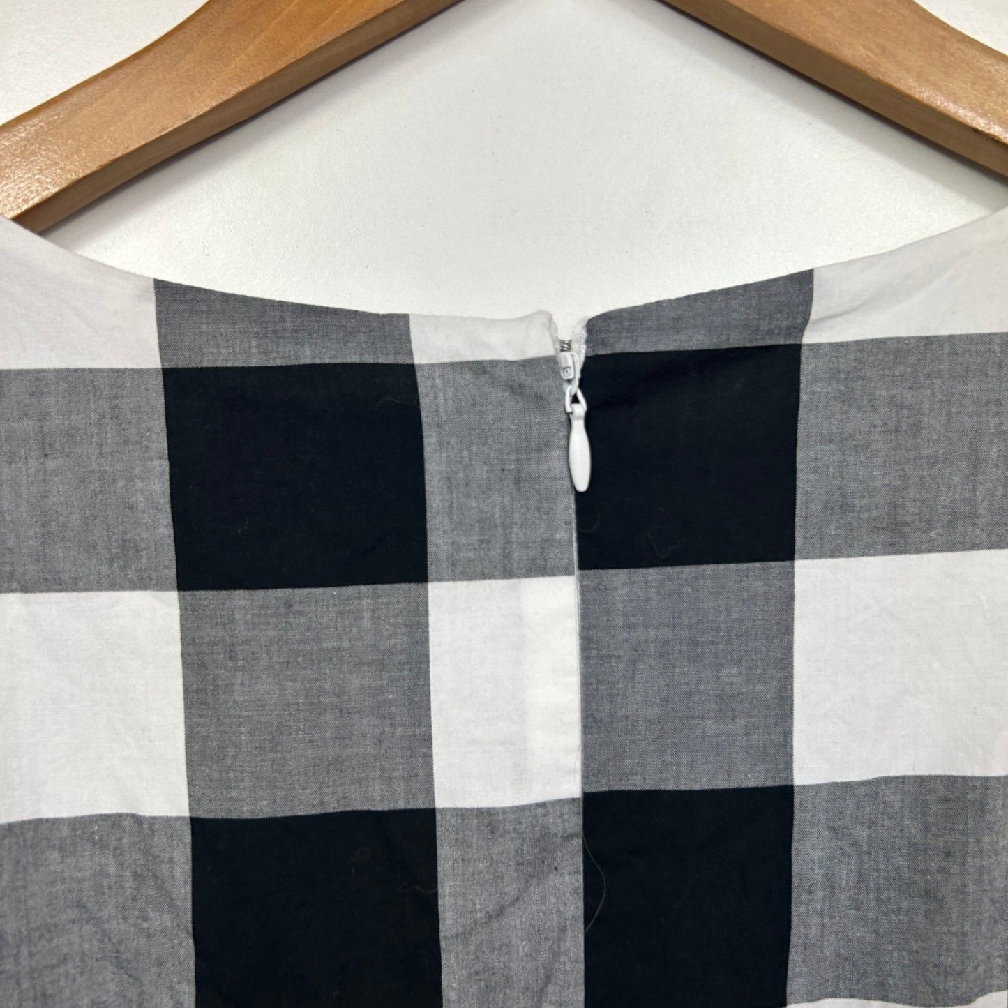 Sara Sleeveless Fit and Flare Dress Size 16 Black White Check Midi Length