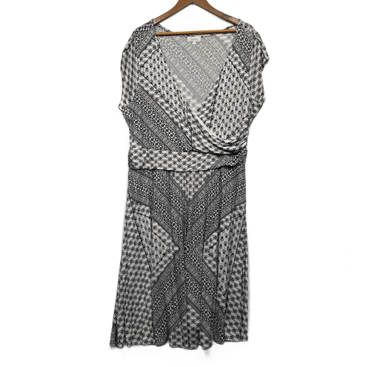 Capture Dress Size 20 Black White Midi Length Faux Wrap