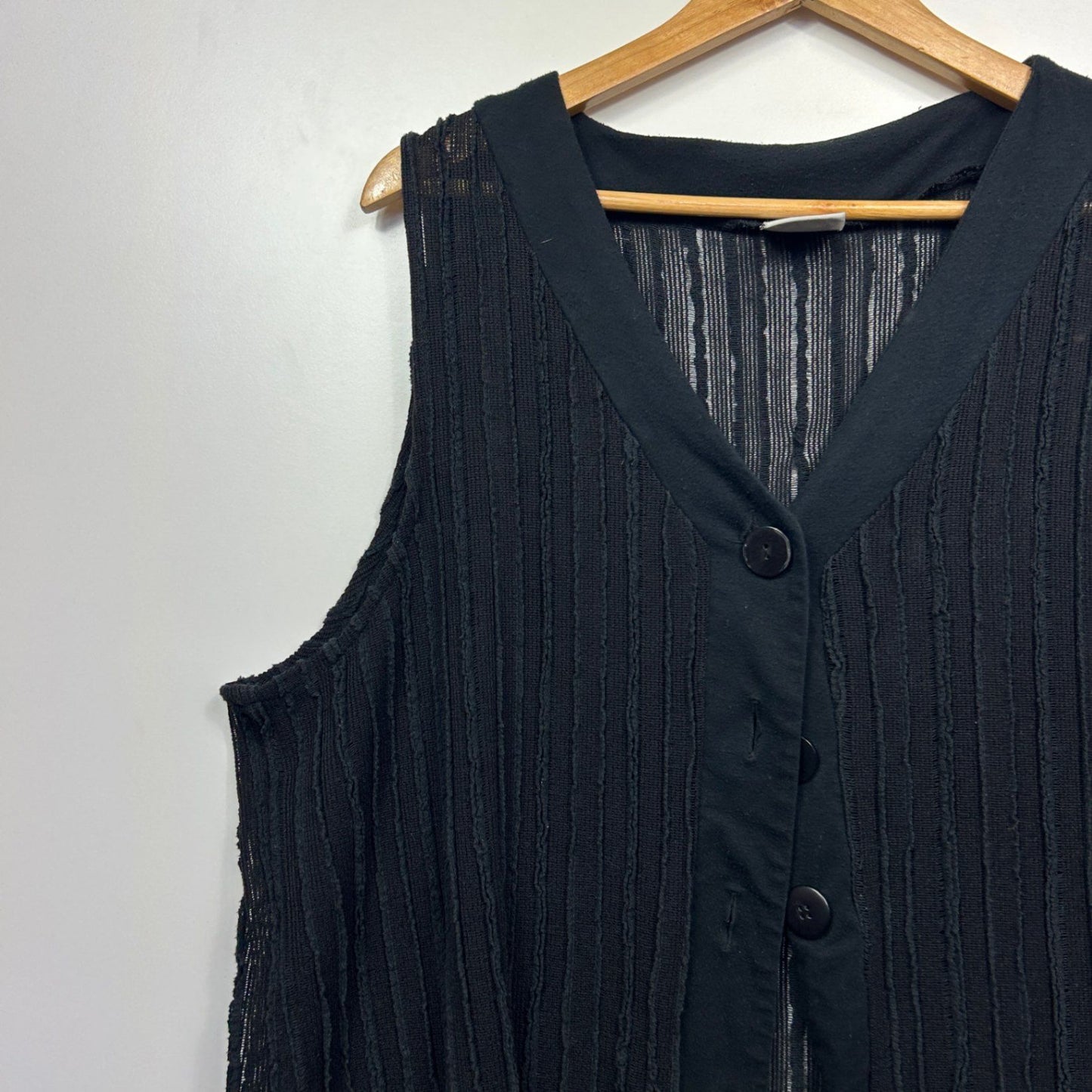 Taking Shape Tunic Vest Top Layer Size 20 Black Sleeveless Ribbed Textured Sheer