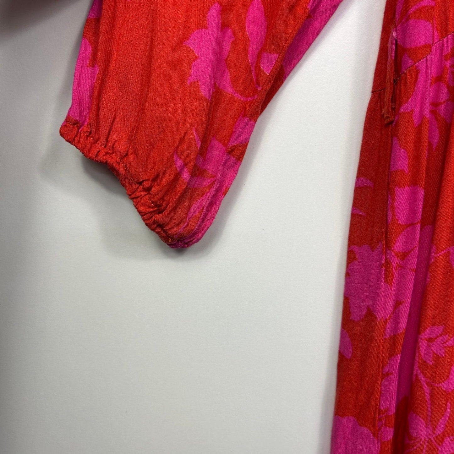 Label of Love Maxi Dress Size 14 Large Pink Red Long Sleeve Floral Long Length Rayon