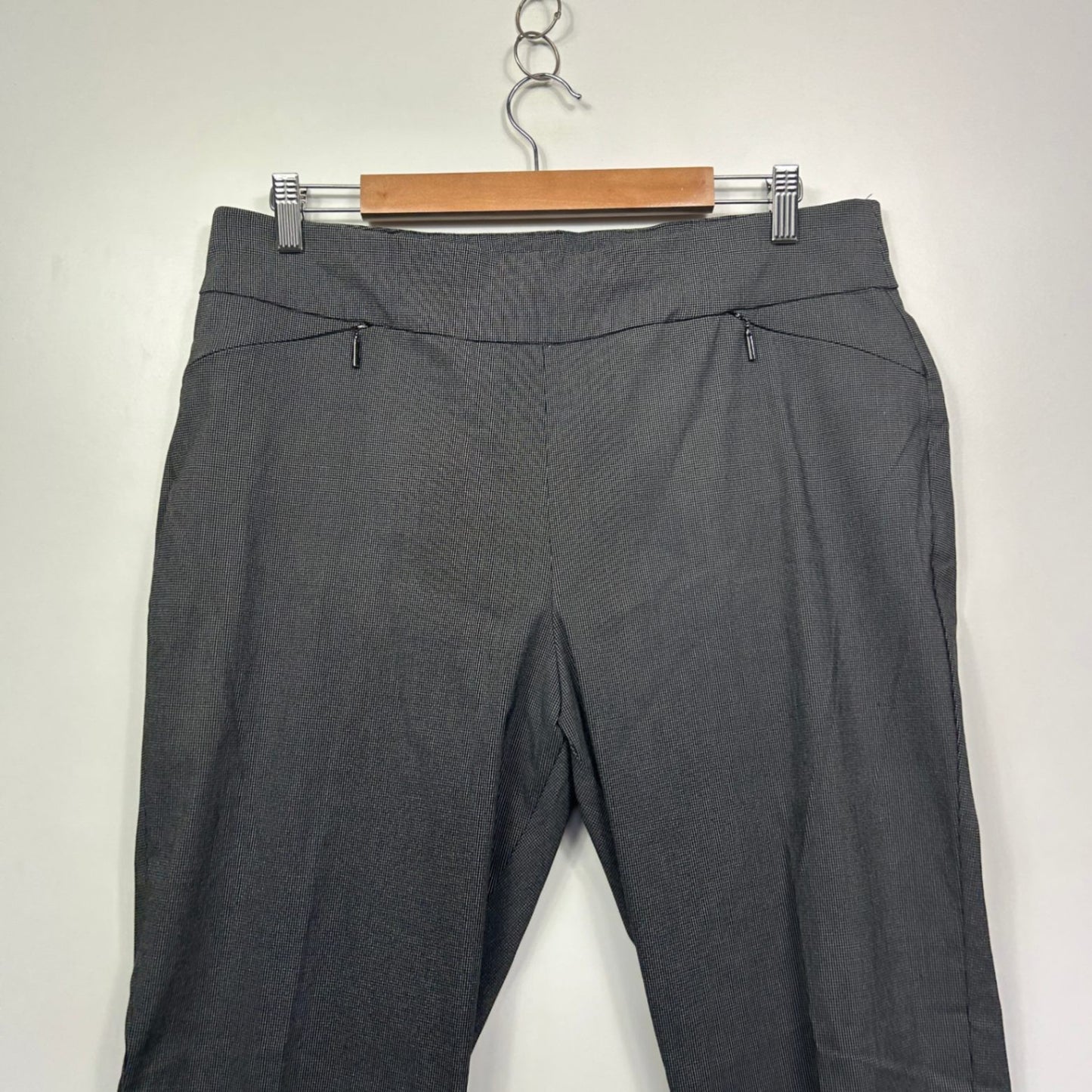Noni B Black White Check Slim Leg Trousers Pull On Pants Size 16 XL