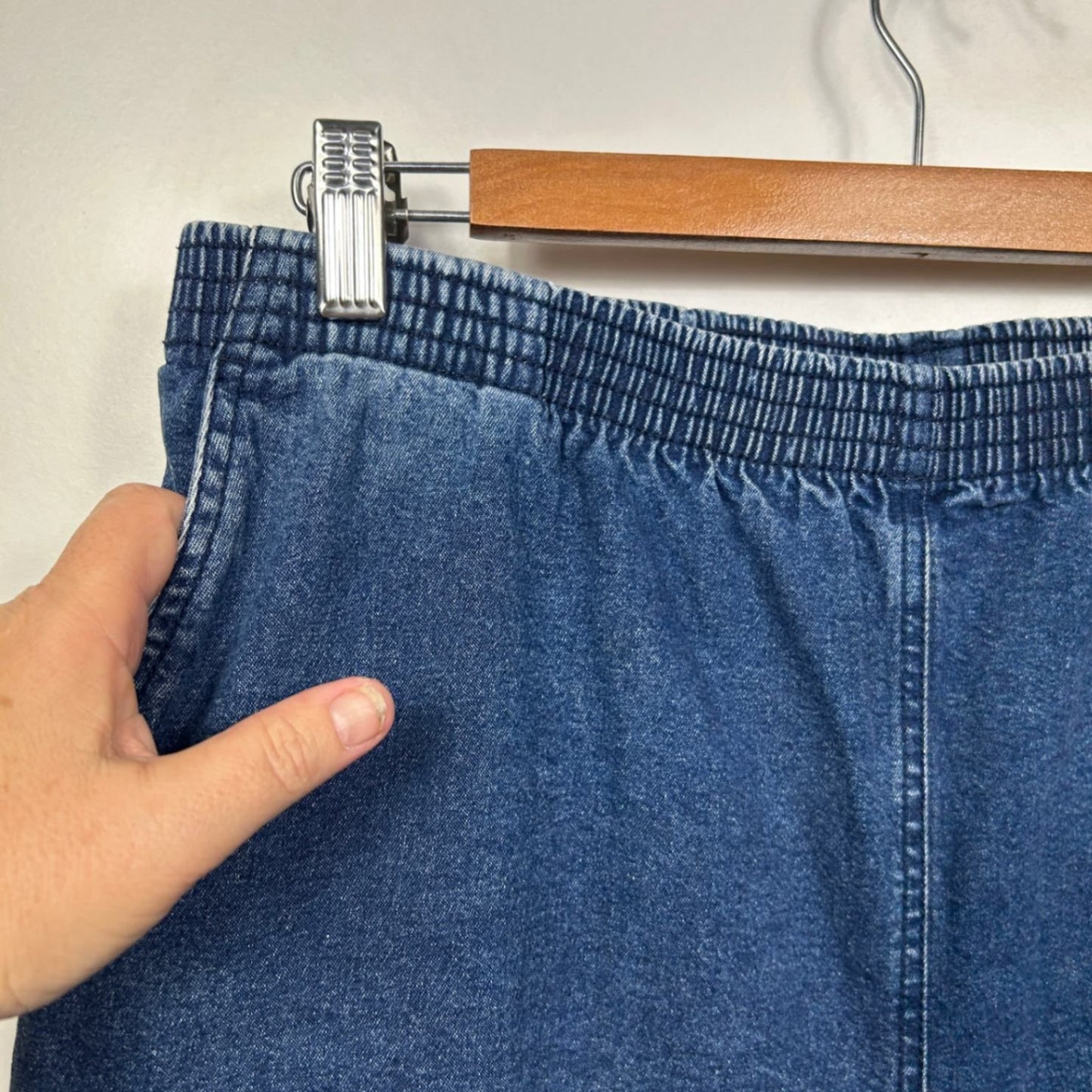 Black Pepper Pants SIze 16 Blue Elastic Waist Denim Tapered Pockets Pull On