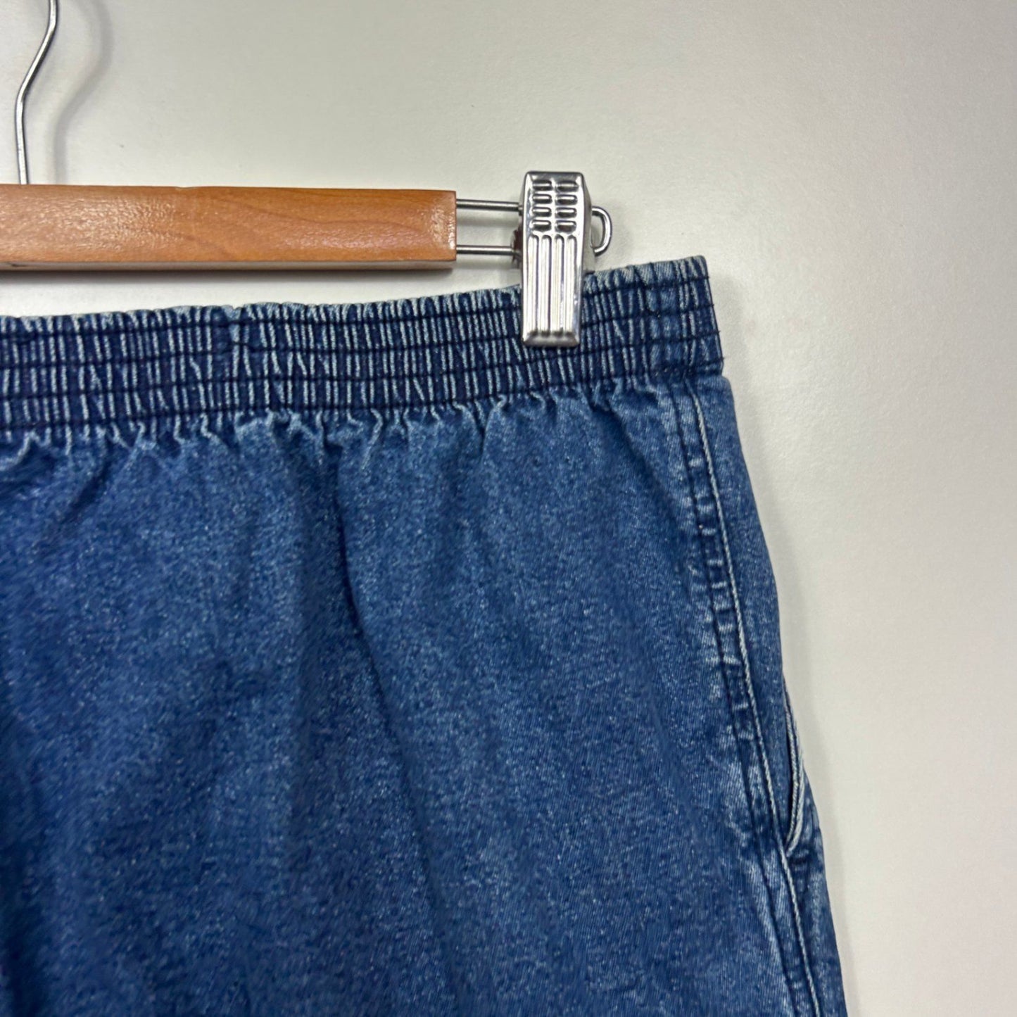 Black Pepper Pants SIze 16 Blue Elastic Waist Denim Tapered Pockets Pull On