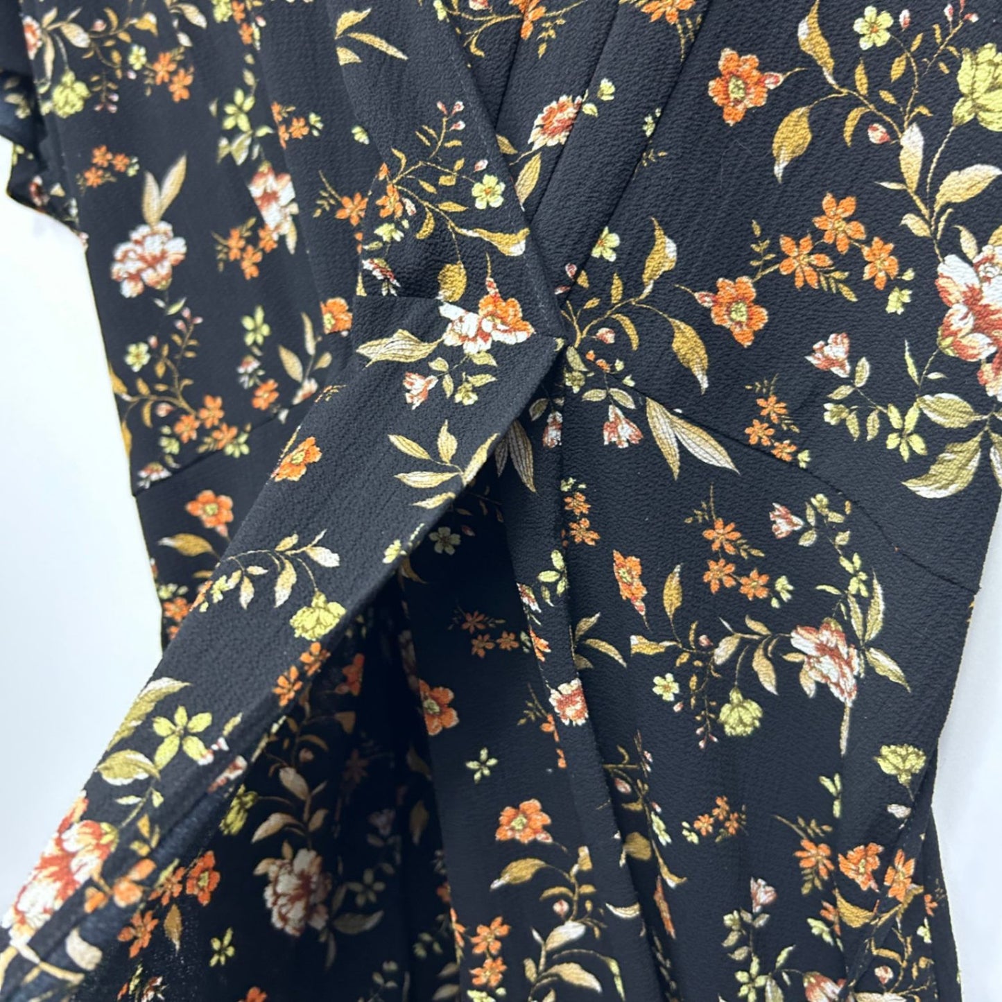 City Chic Faux Wrap Dress Size 20 Large Plus Black Floral Short Sleeve Midi
