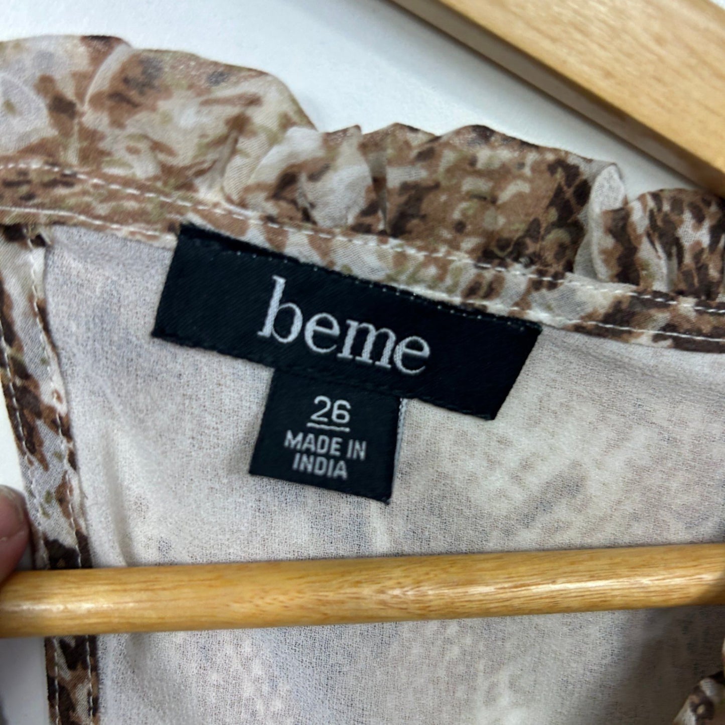 Beme Blouse Top Size 26 Brown Long Sleeve Snakeskin Print