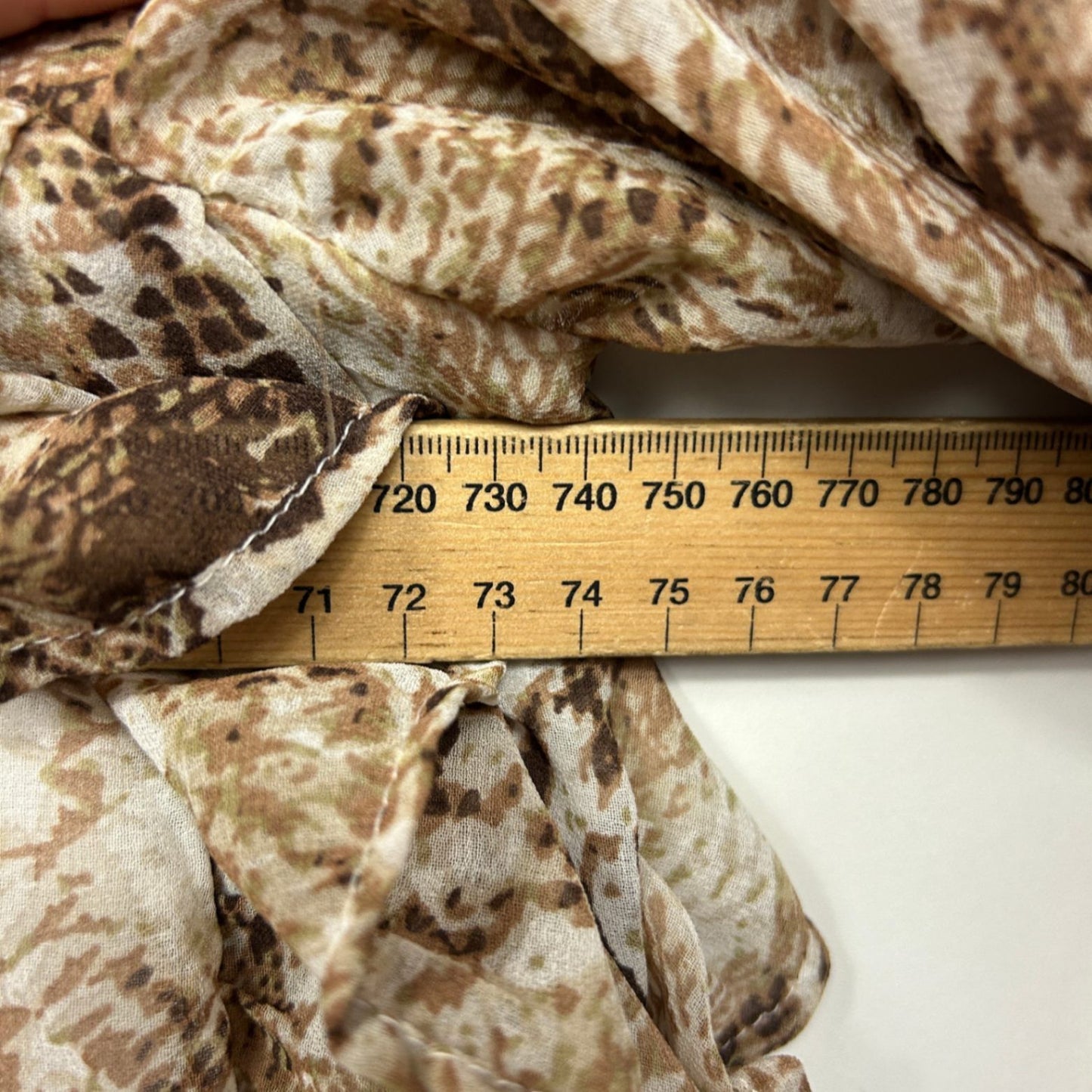 Beme Blouse Top Size 26 Brown Long Sleeve Snakeskin Print