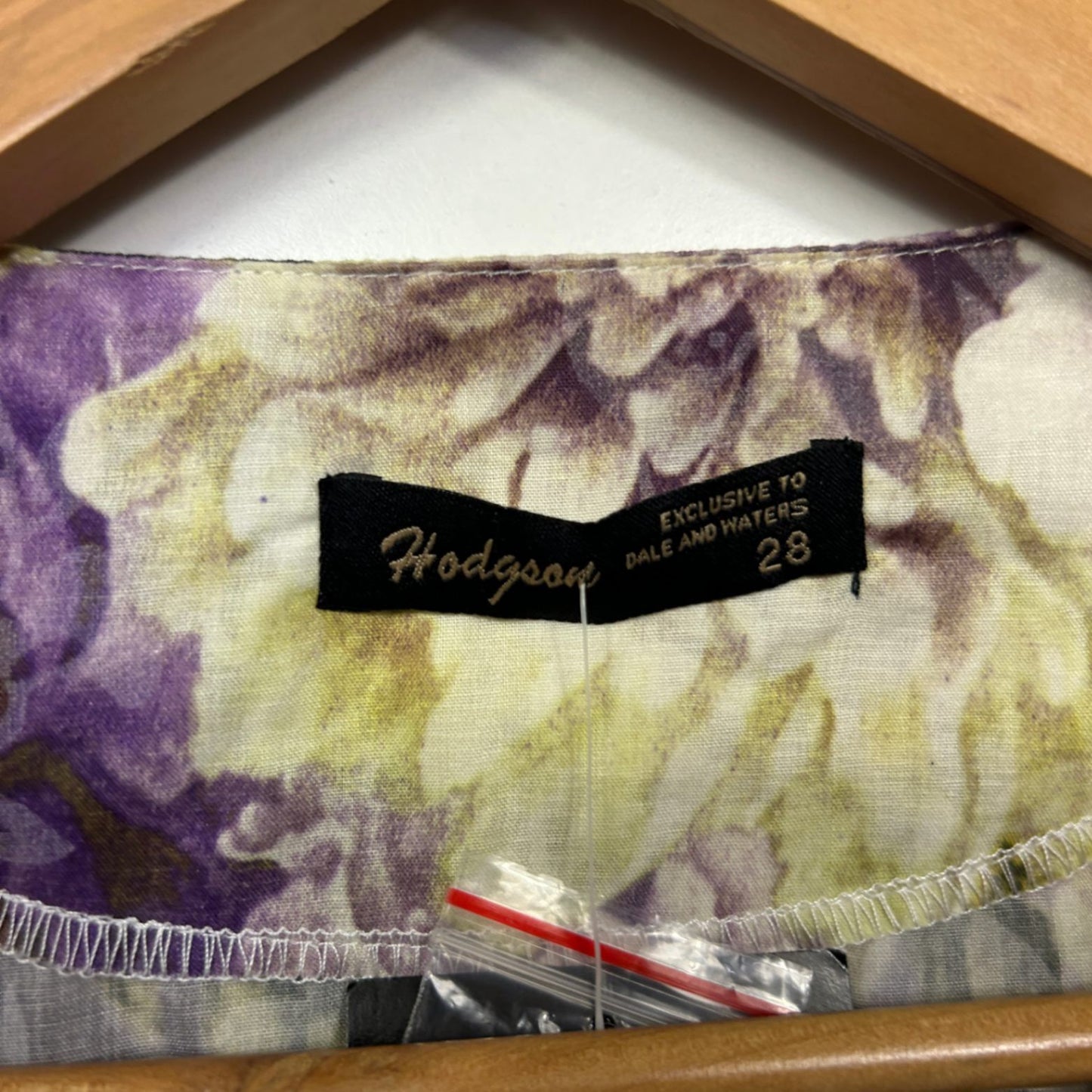 New Hodgson Button Up Top Size 28 Long Sleeve Floral Cotton Blend