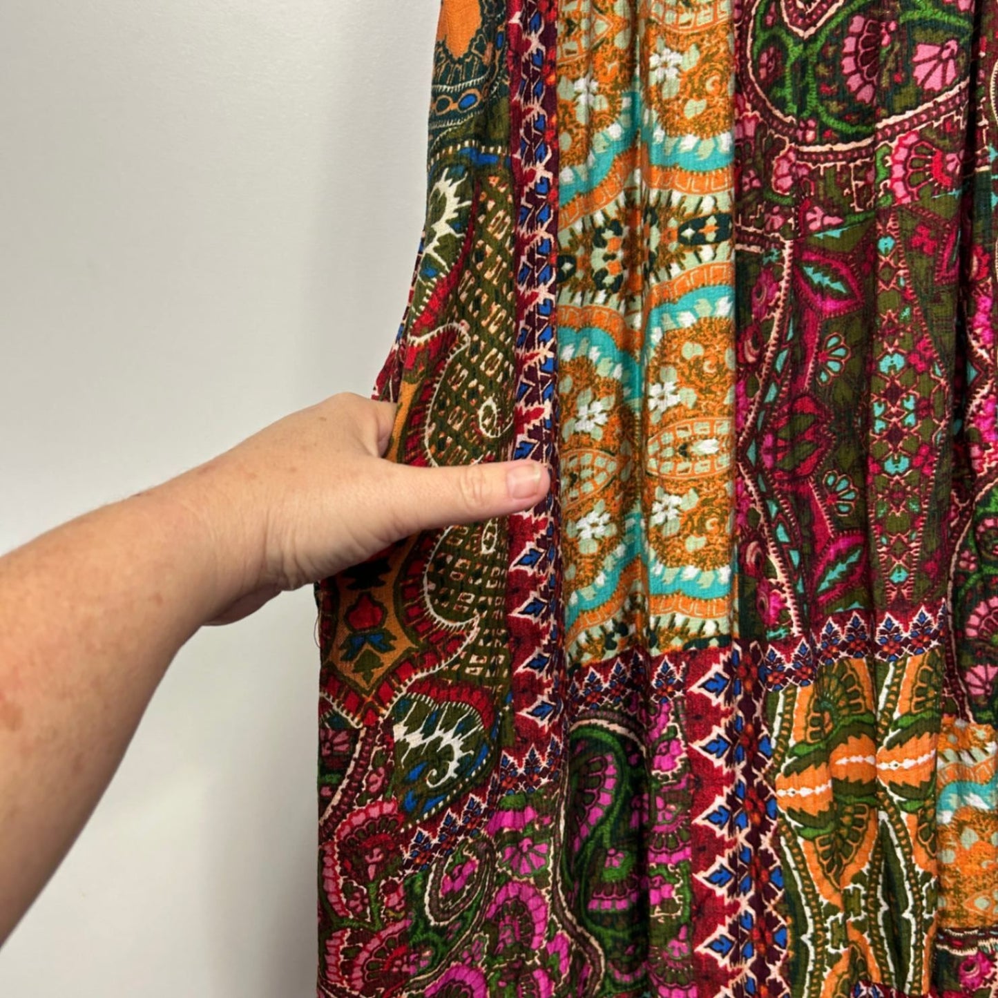 City Chic Maxi Boho Dress Size 16 Small Plus Sleeveless Multicoloured Pockets