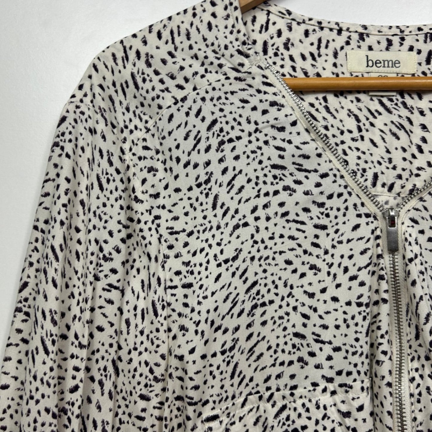 Beme Tunic Top Size 26 Biege Button Up Roll Tab Sleeve Viscose