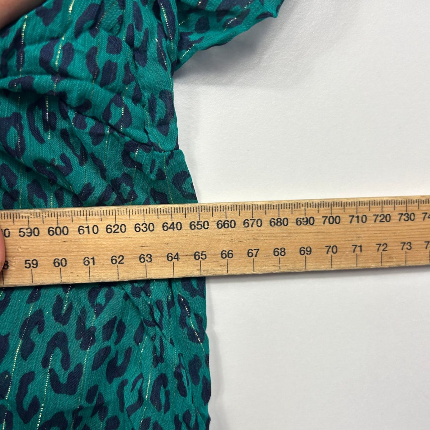 Taking Shape Tunic Top Size 16 Green Short Sleeve Layered Animal Print