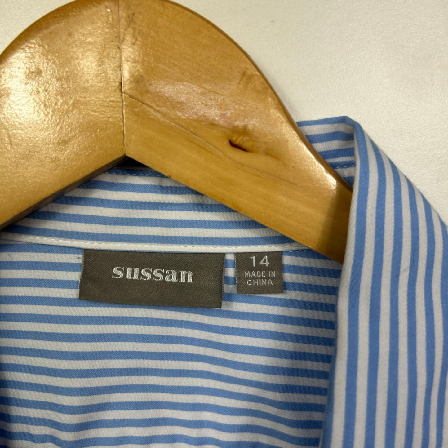 Sussan Long Sleeve Shirt Size 14 Cotton Blue White Striped Button Up
