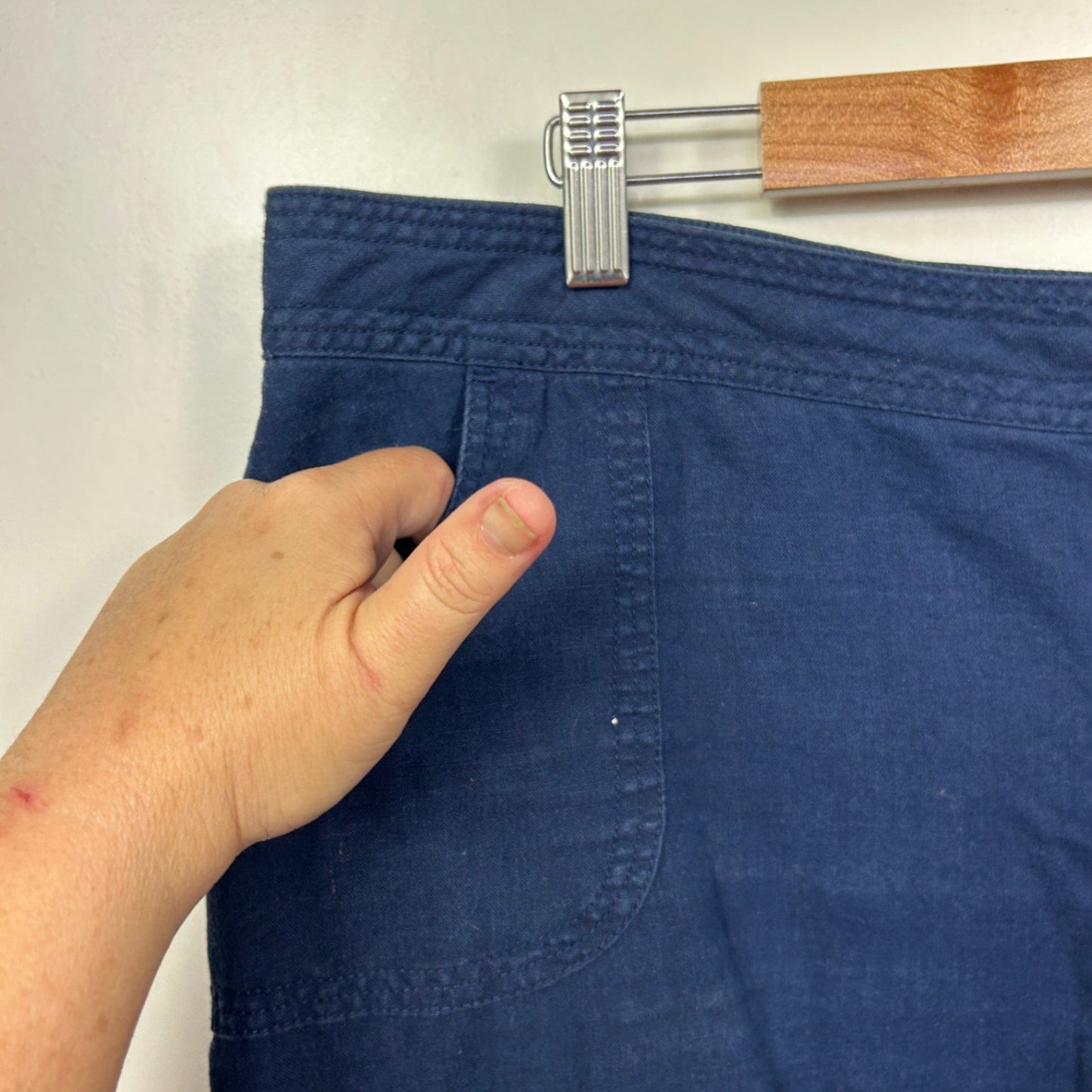Katies Blue Cropped Capri Pants Size 16 XL Cotton Blend Pockets