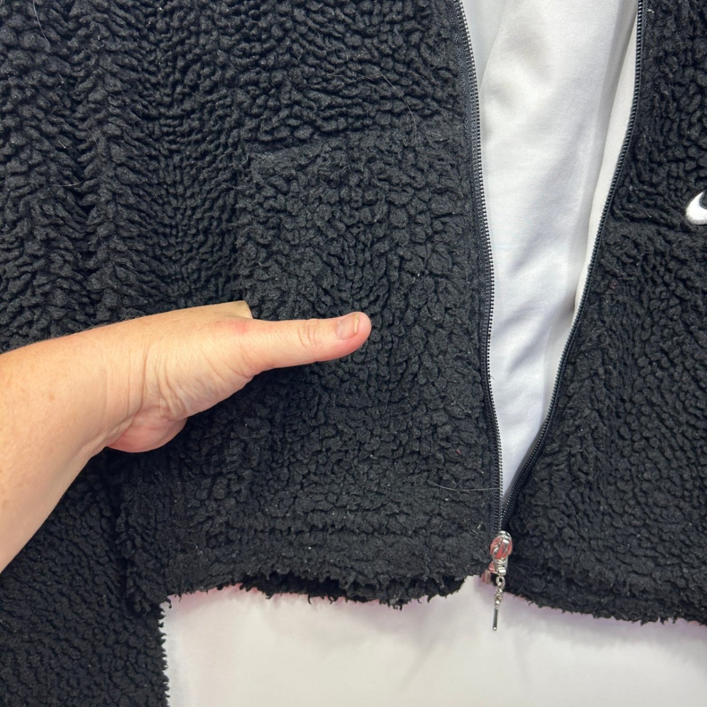 Nike XL Black Teddy Jacket Sherpa Fleece Zip Up Swoosh Streetwear Athleisure