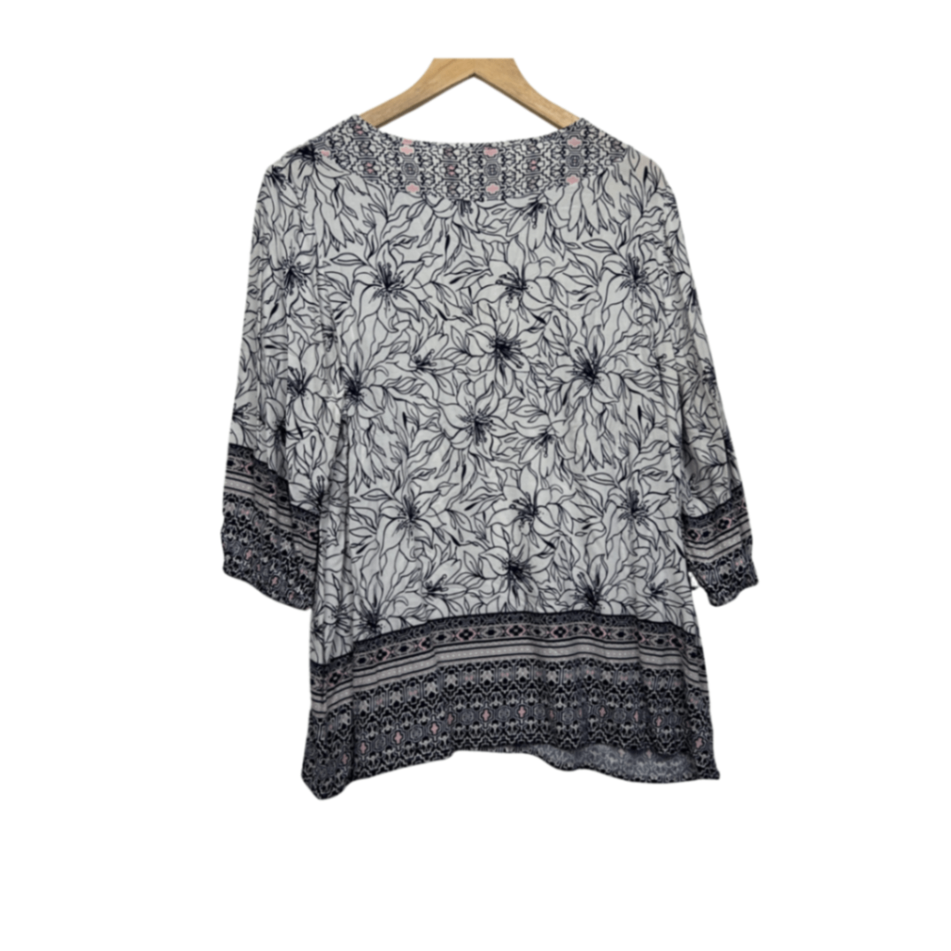 Millers Top Size 18 Black White Floral 3/4 Sleeve Viscose