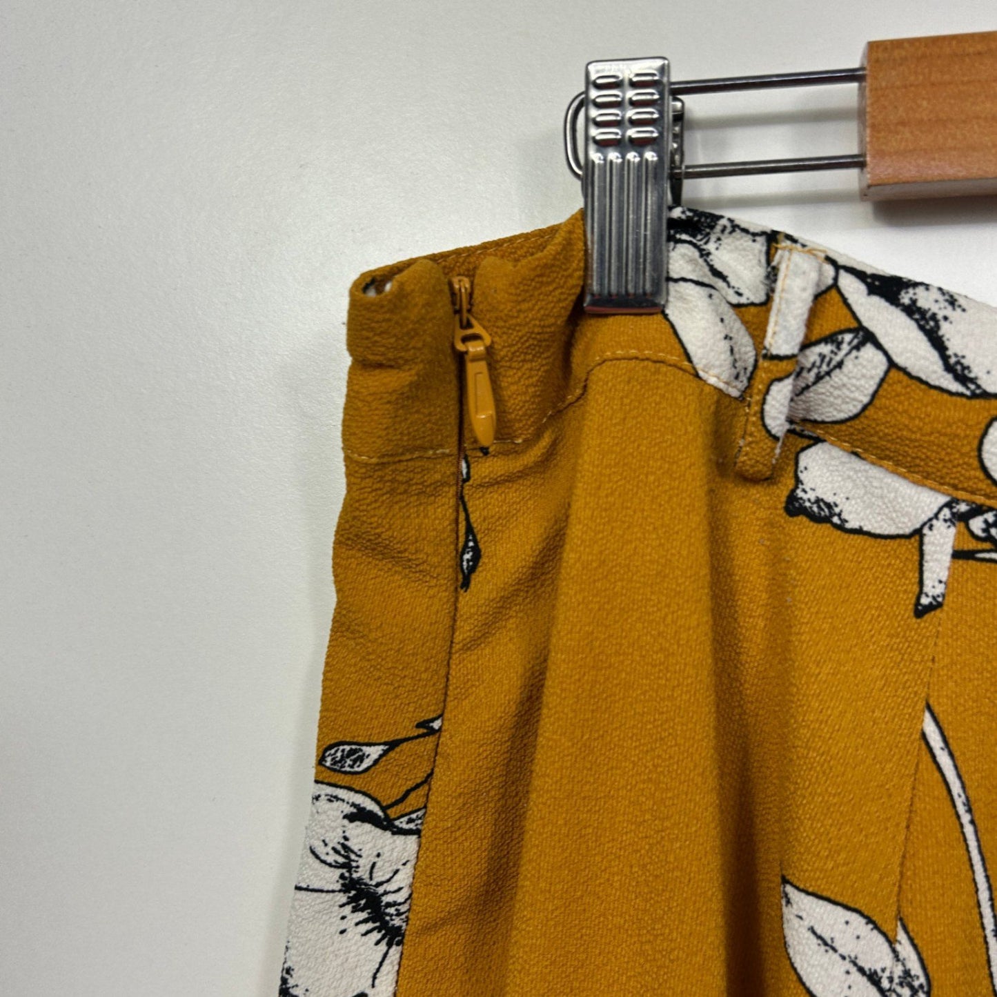 City Chic Mustard Yellow Wide Leg Palazzo Trousers Pants Side Zip Size 16
