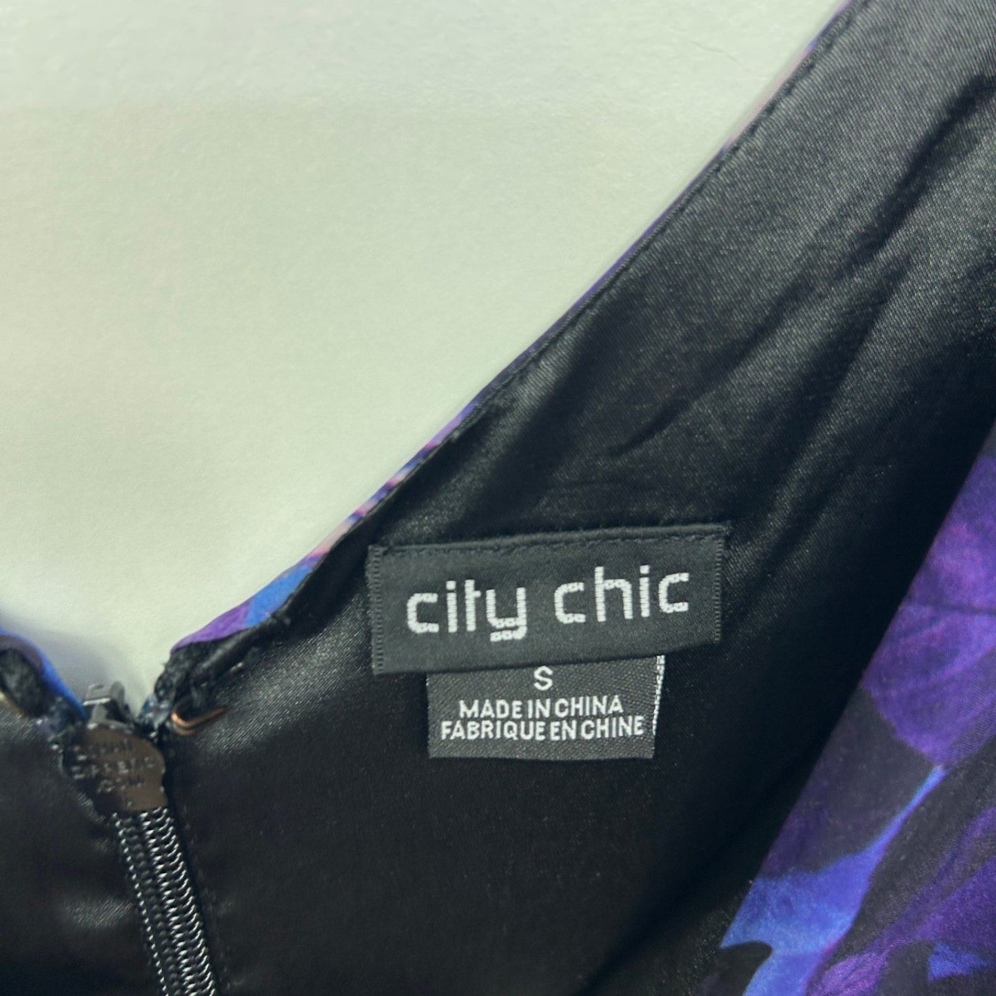 City Chic Fit & Flare Dress Size 16 Sleeveless Purple Black Floral Cocktail