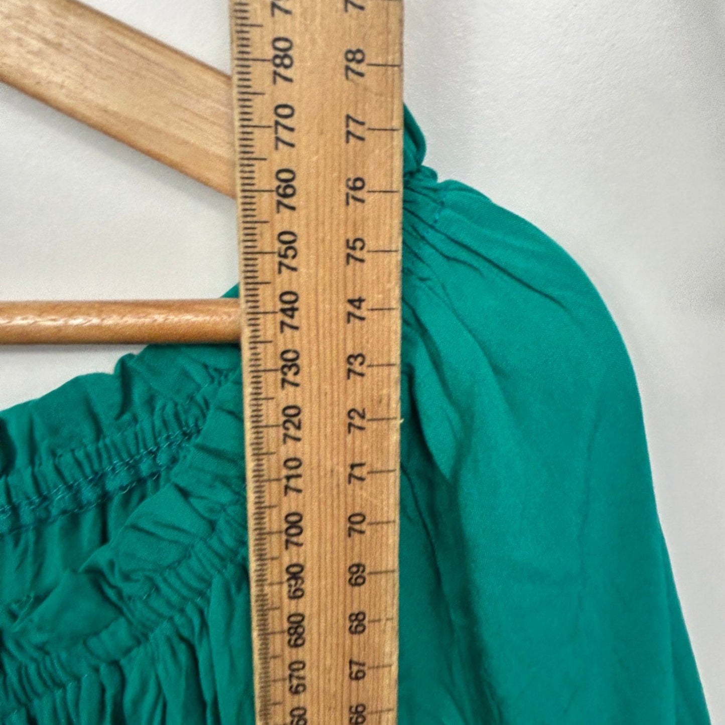 New FILO Top Size 16 Green Bell Sleeve