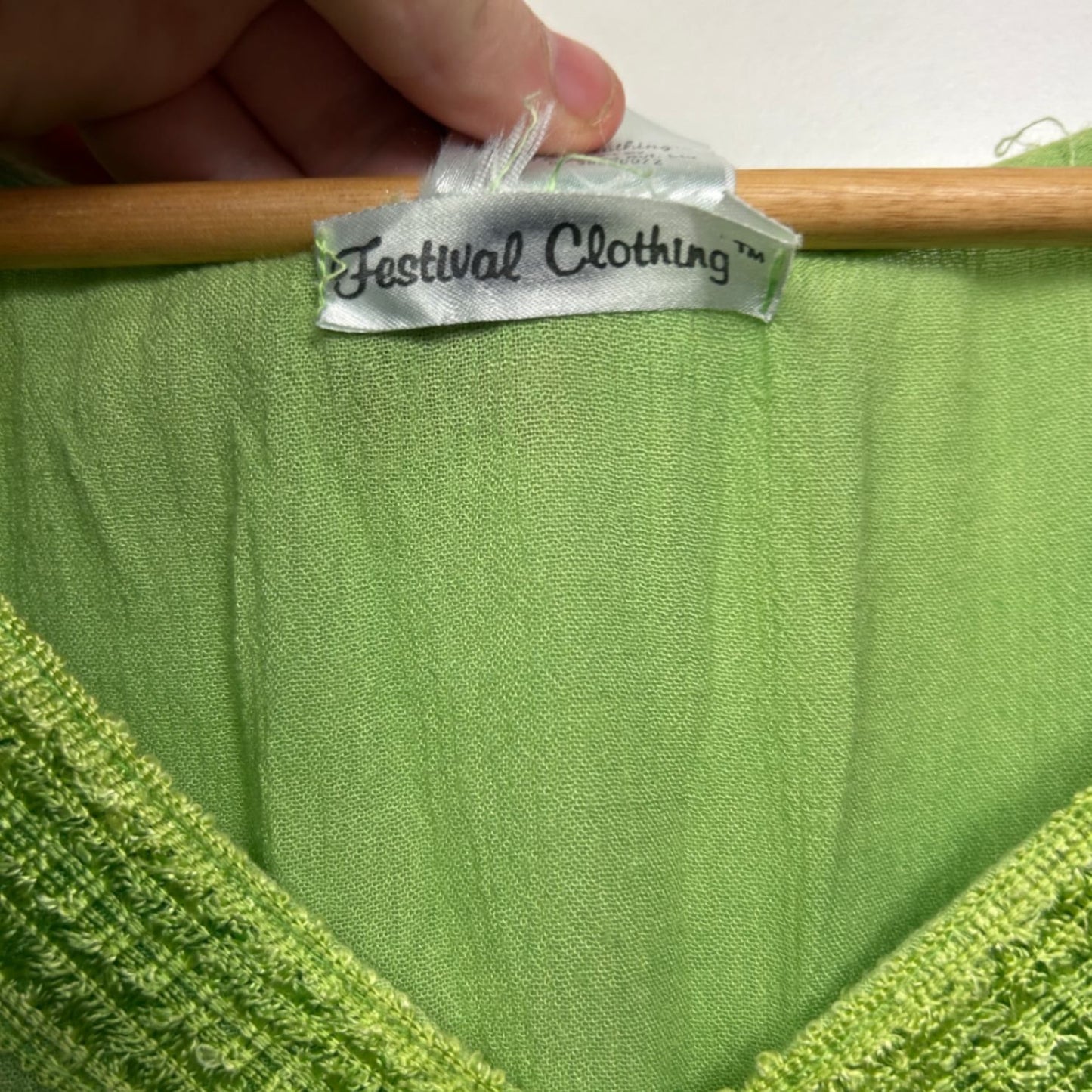 Festival Clothing Green Rayon Sleeveless V-Neck Boho Embroidered Top Size 12 14