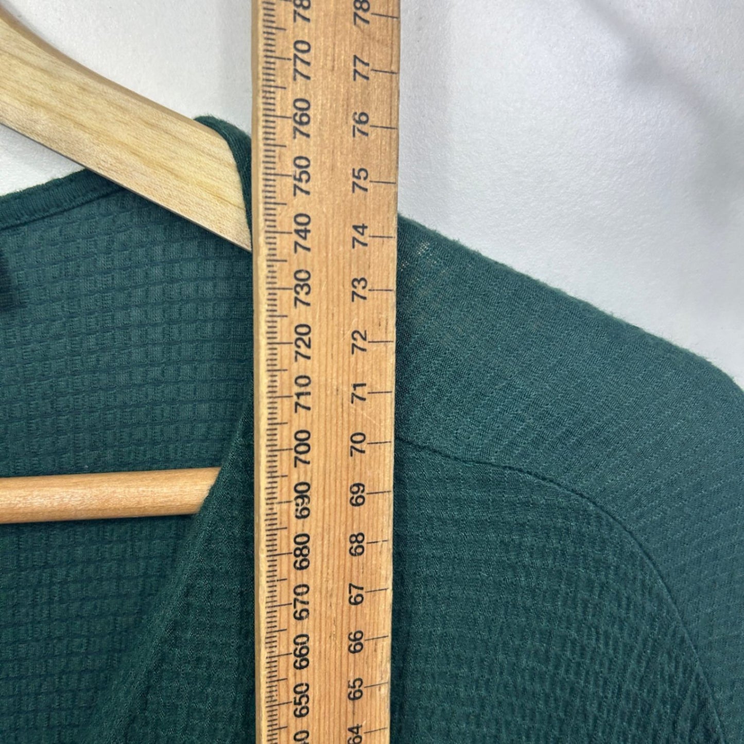 Sussan Peak Top Size 16 XL Green Long Sleeve Button Up Viscose Blend