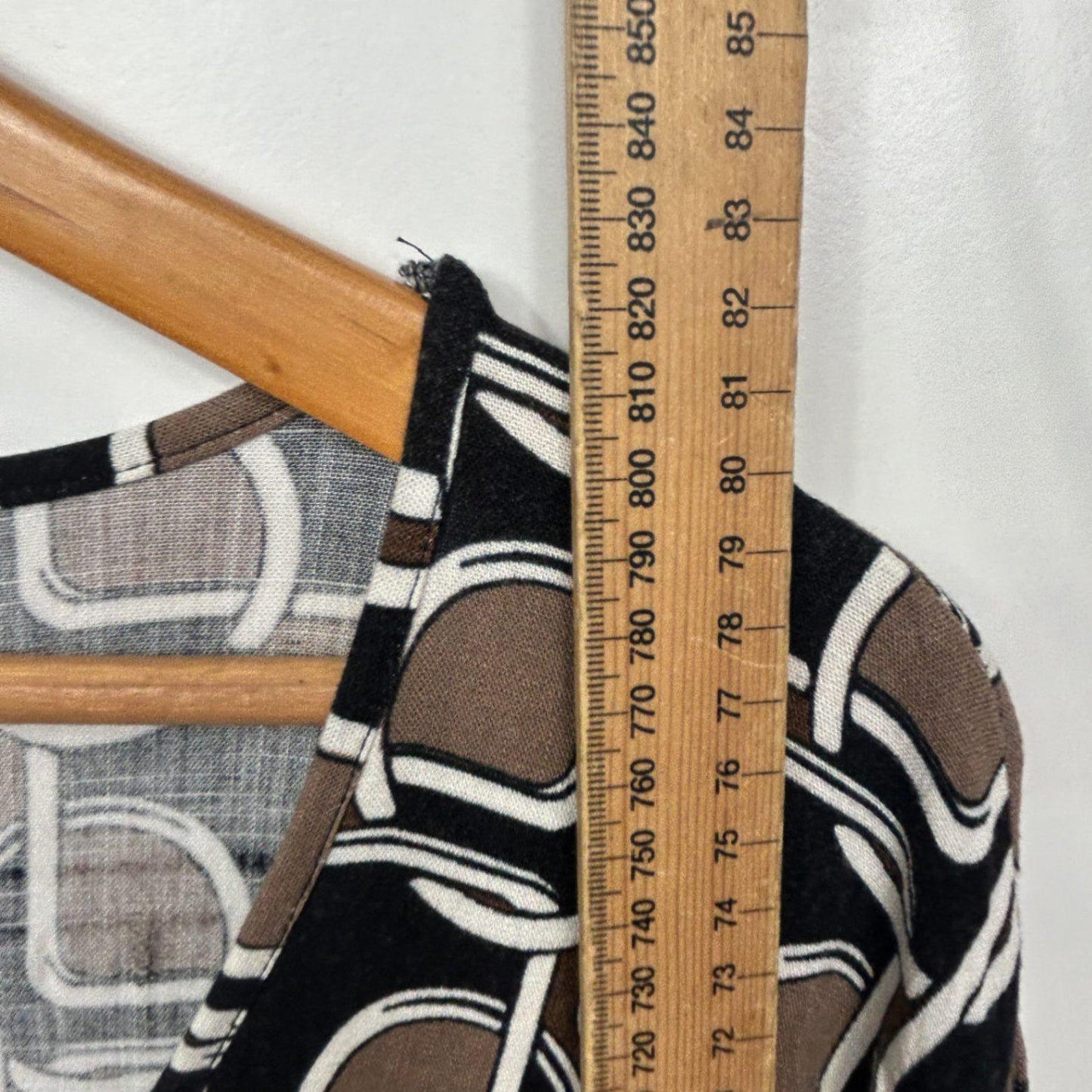 Taking Shape Tunic Top Size 22 Plus Short Sleeve Viscose