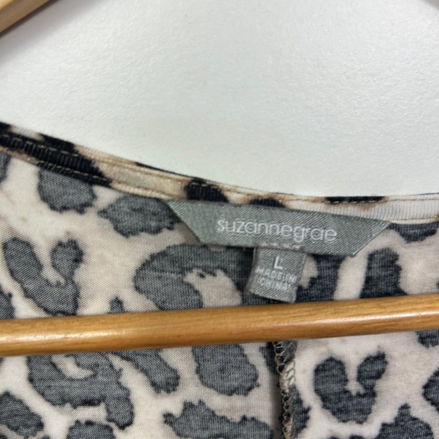 Suzanne Grae Brown Animal Print Top Size 14 Large Viscose Blend