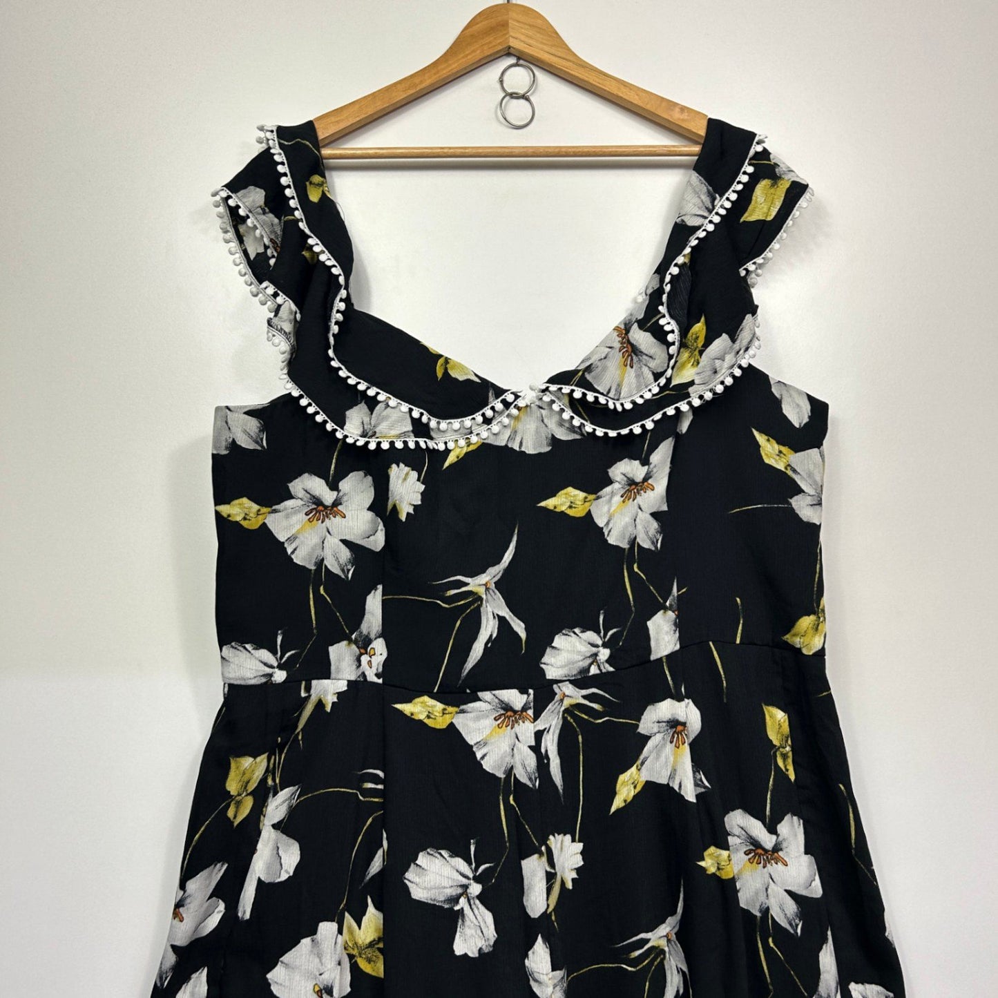 New City Chic Jumpsuit Black Crepe Floral Sleeveless Size 22 XL