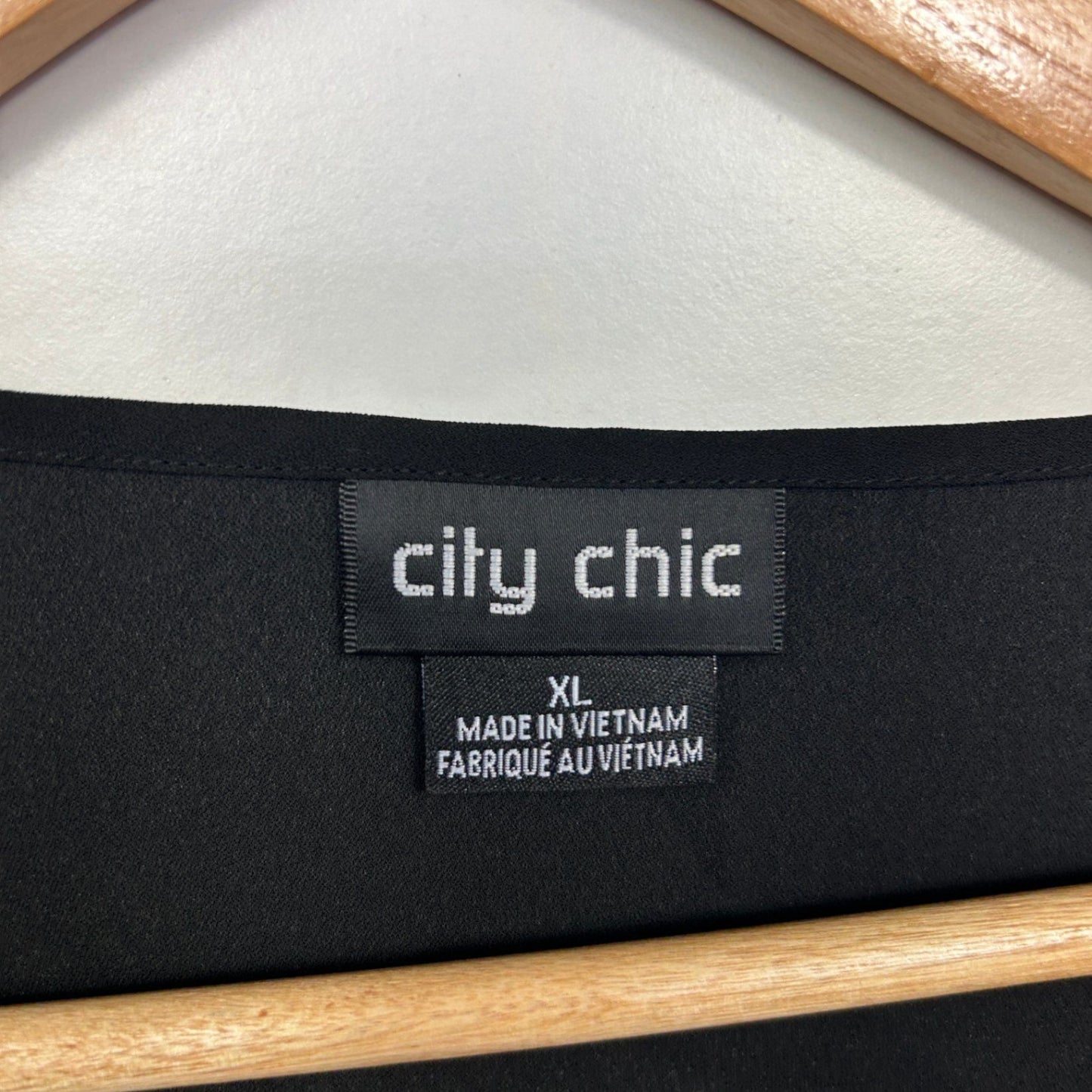 City Chic Top Black Long Sleeve V-Neck Tunic Blouse Size 22 Plus XL