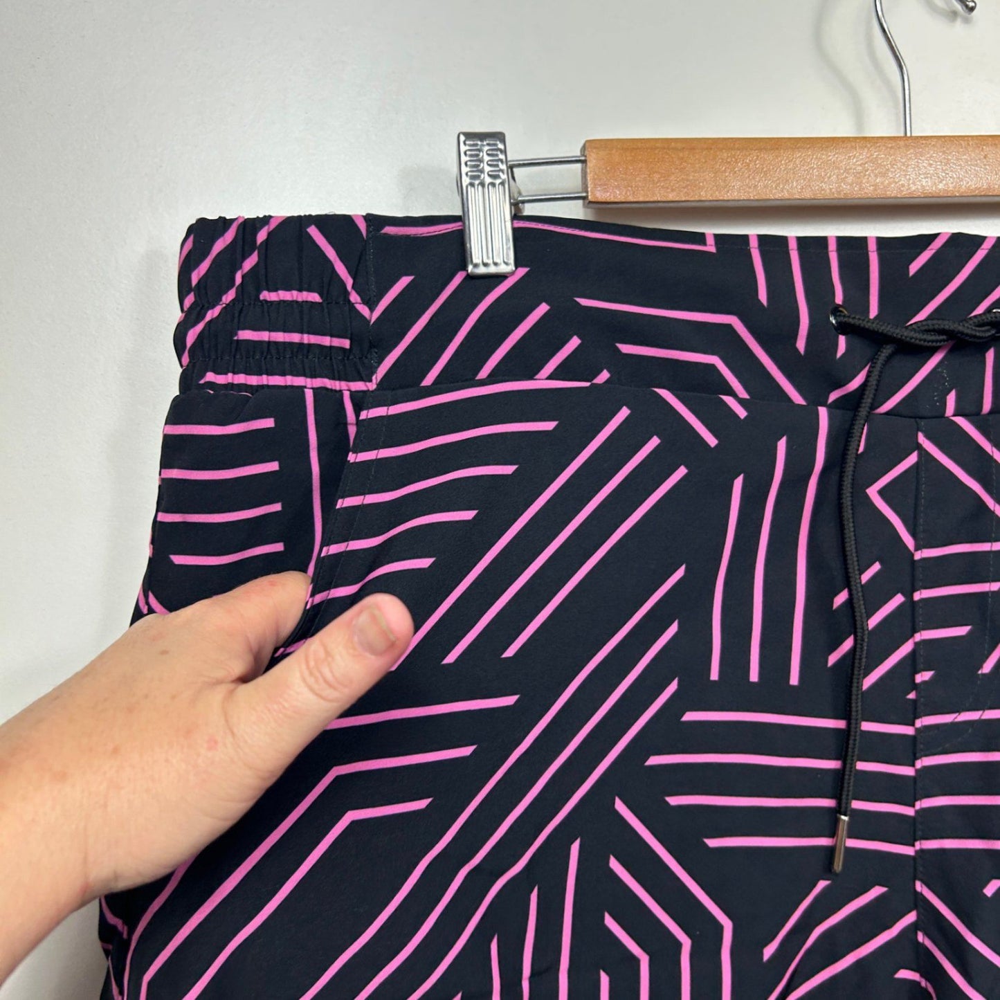 Autograph Black Pink  Quick Dry Swim Shorts Size 18 Pockets