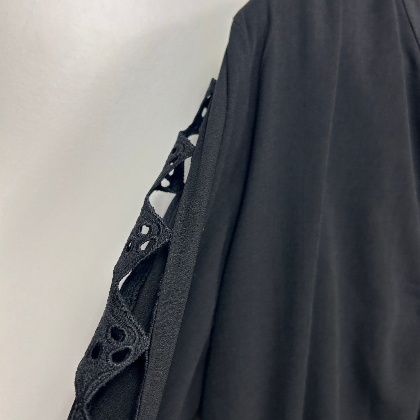 Atmos&Here Black Long Sleeve Tiered Crochet Trim Dress Size 16