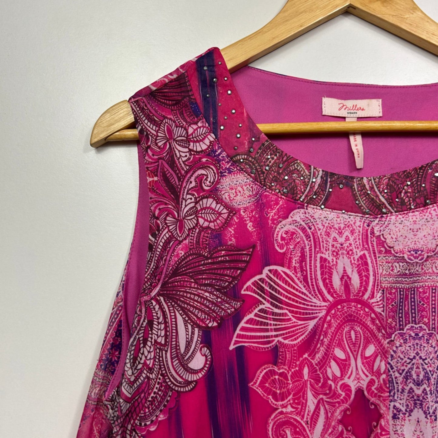 Millers Pink Sheer Overlay Sleeveless Floral Top Size 16 Embellished