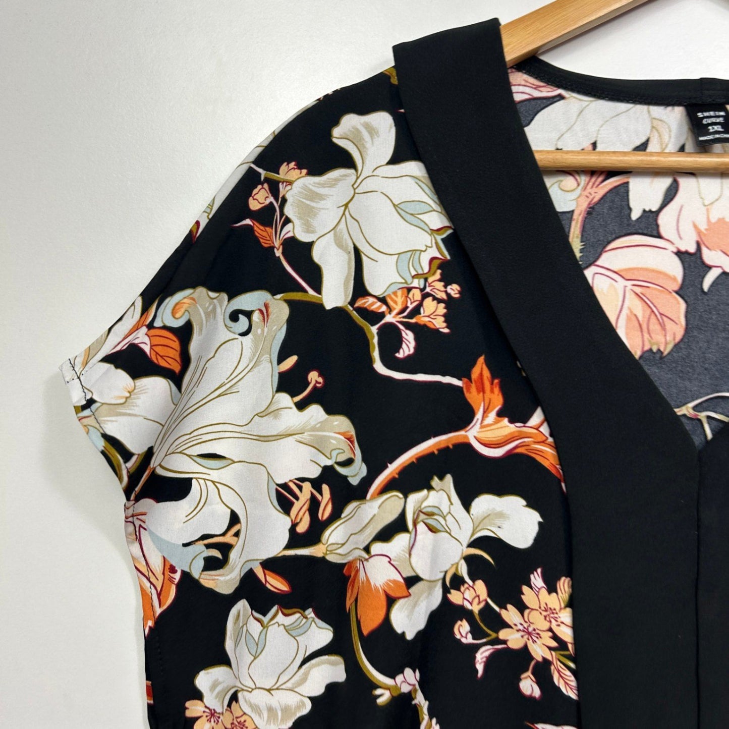SHEIN Floral Top Size 16 18 Short Sleeve
