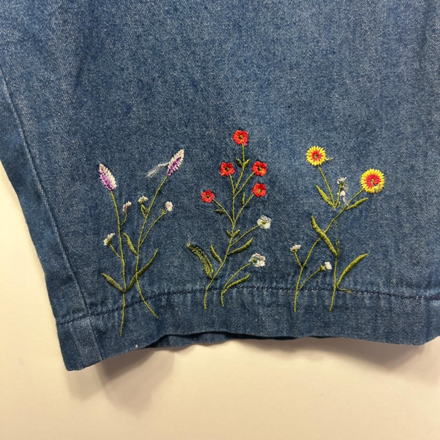 Damart Womens Blue Denim Cropped Trousers Size 20 Embroidered Floral