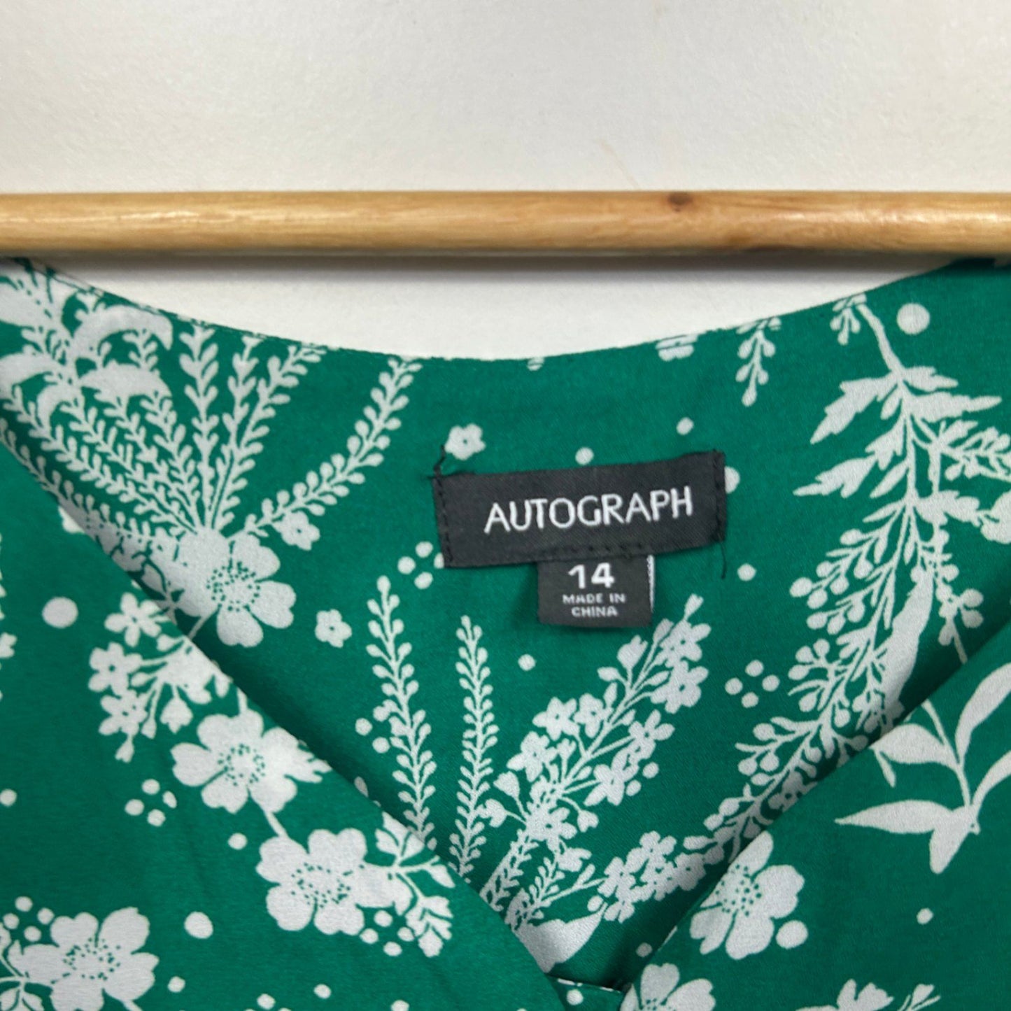 Autograph Green Short Sleeve V-Neck Floral Button Up Peplum Top Size 14
