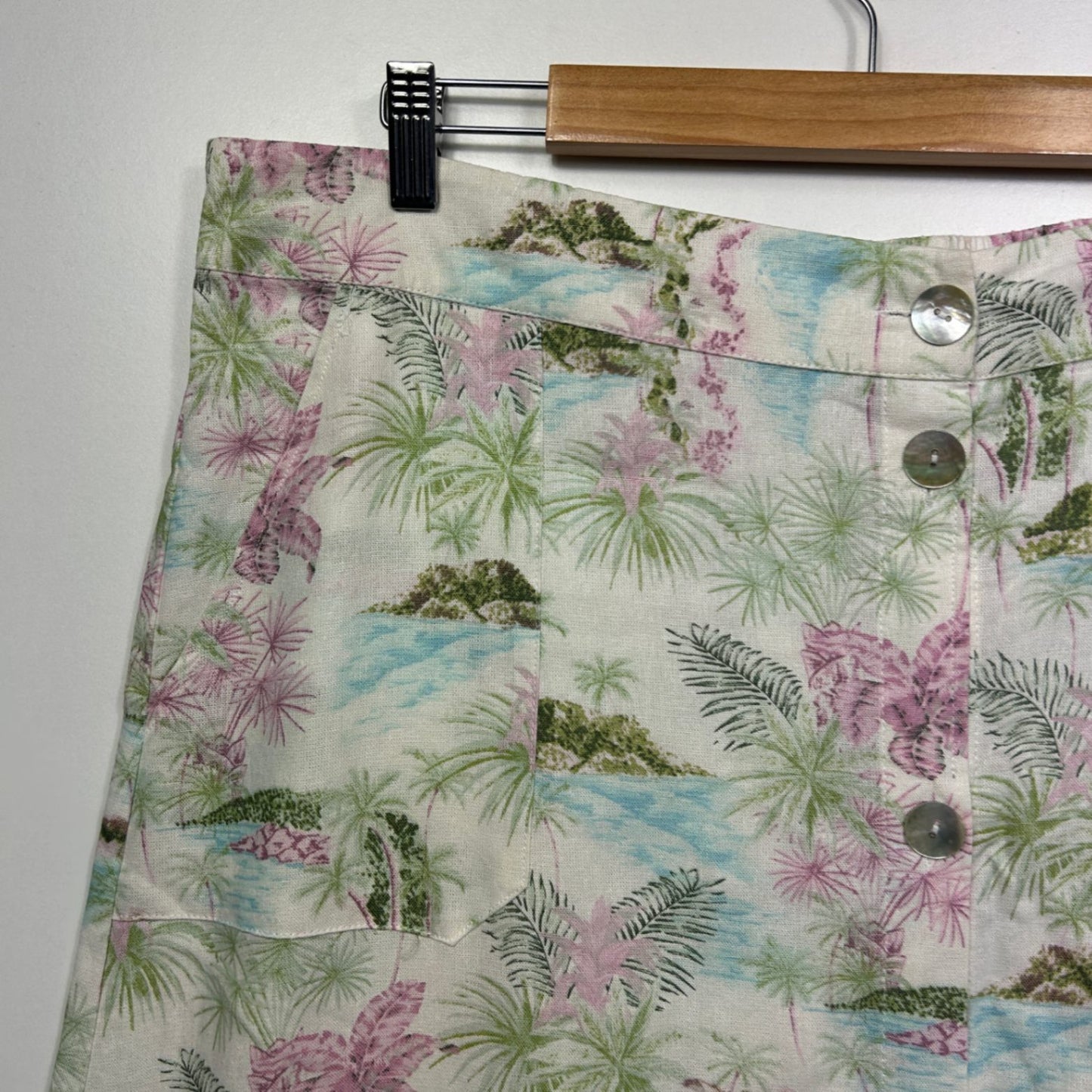 Piping Hot Multicoloured Linen Blend Floral Maxi Skirt Size 20 Pockets