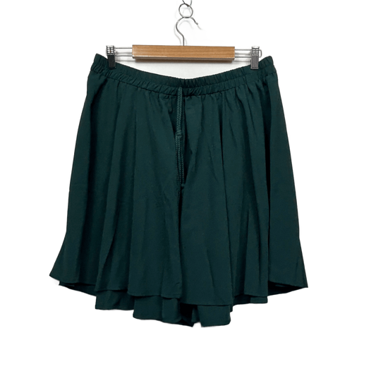 SHEIN Shorts Size 14 16 Green
