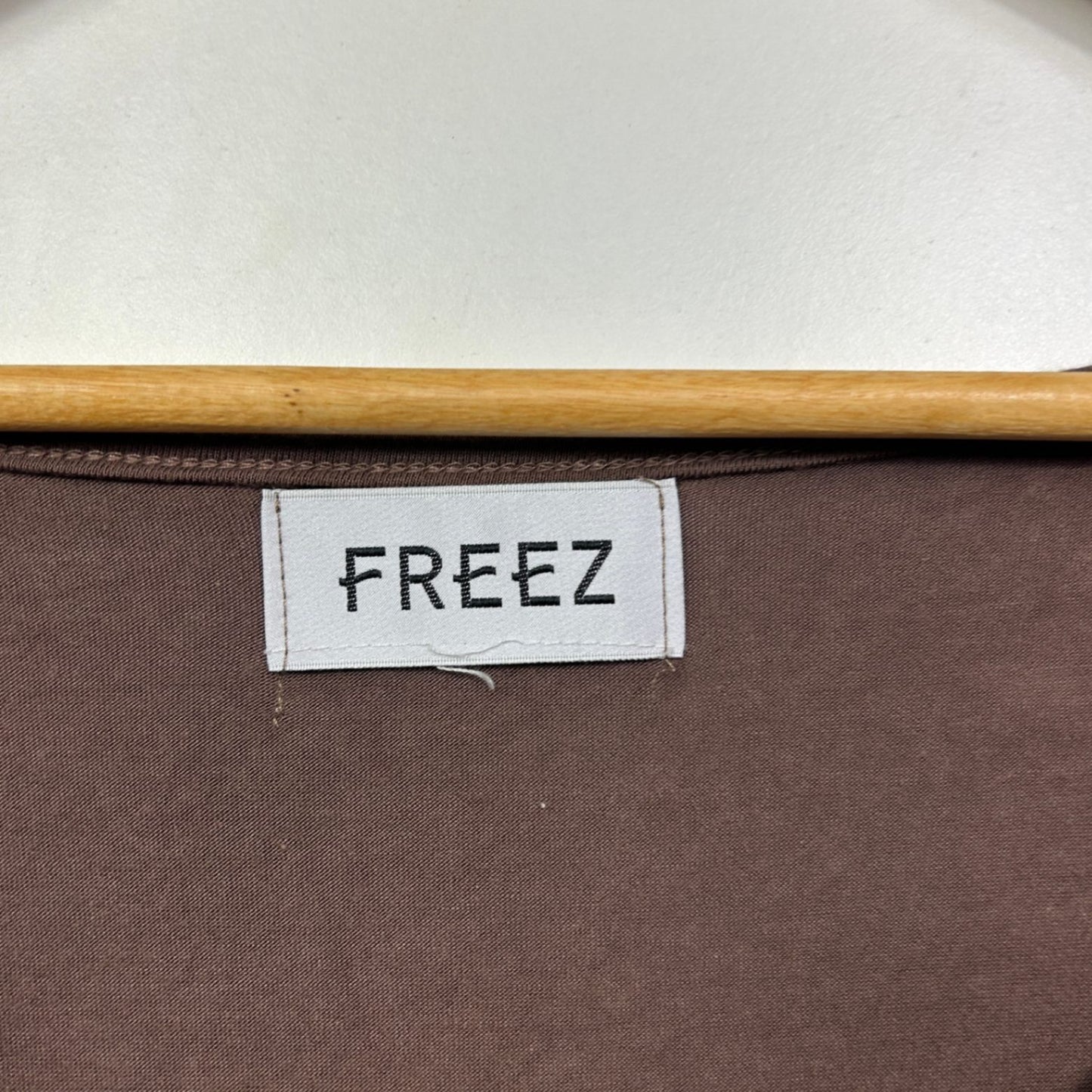 FREEZ Brown Viscose Blend Long Sleeve Round Neck Basic Top Size Large? 14 16