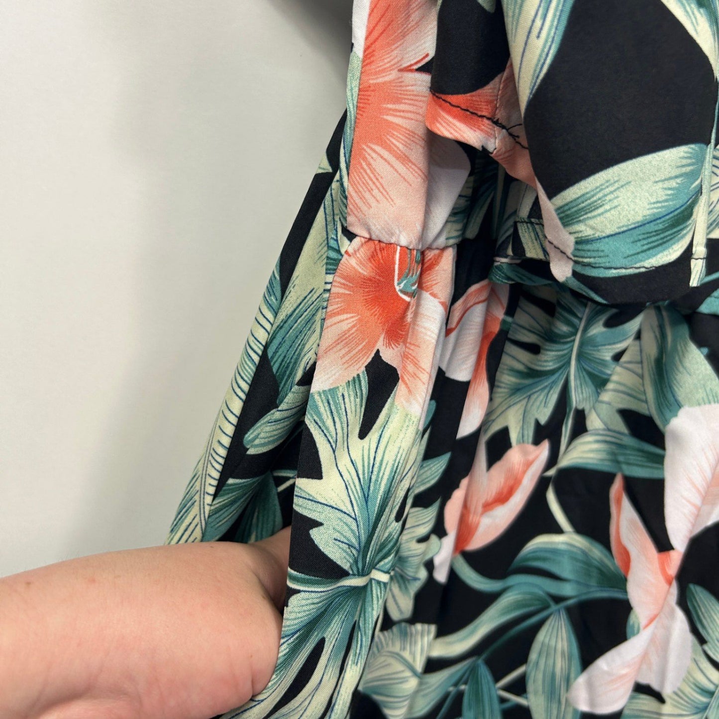 Emery Rose Maxi Size 16 Cold Shoulder Multicoloured Floral