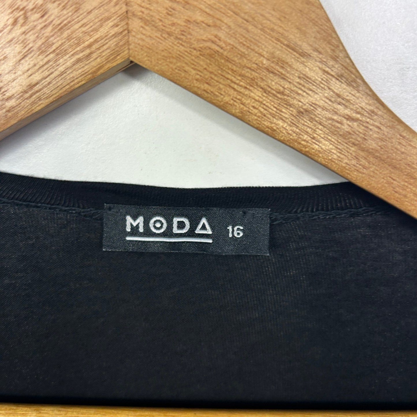 MODA Women's Black Short Sleeve Open Front Overlay Tunic Top Size 16